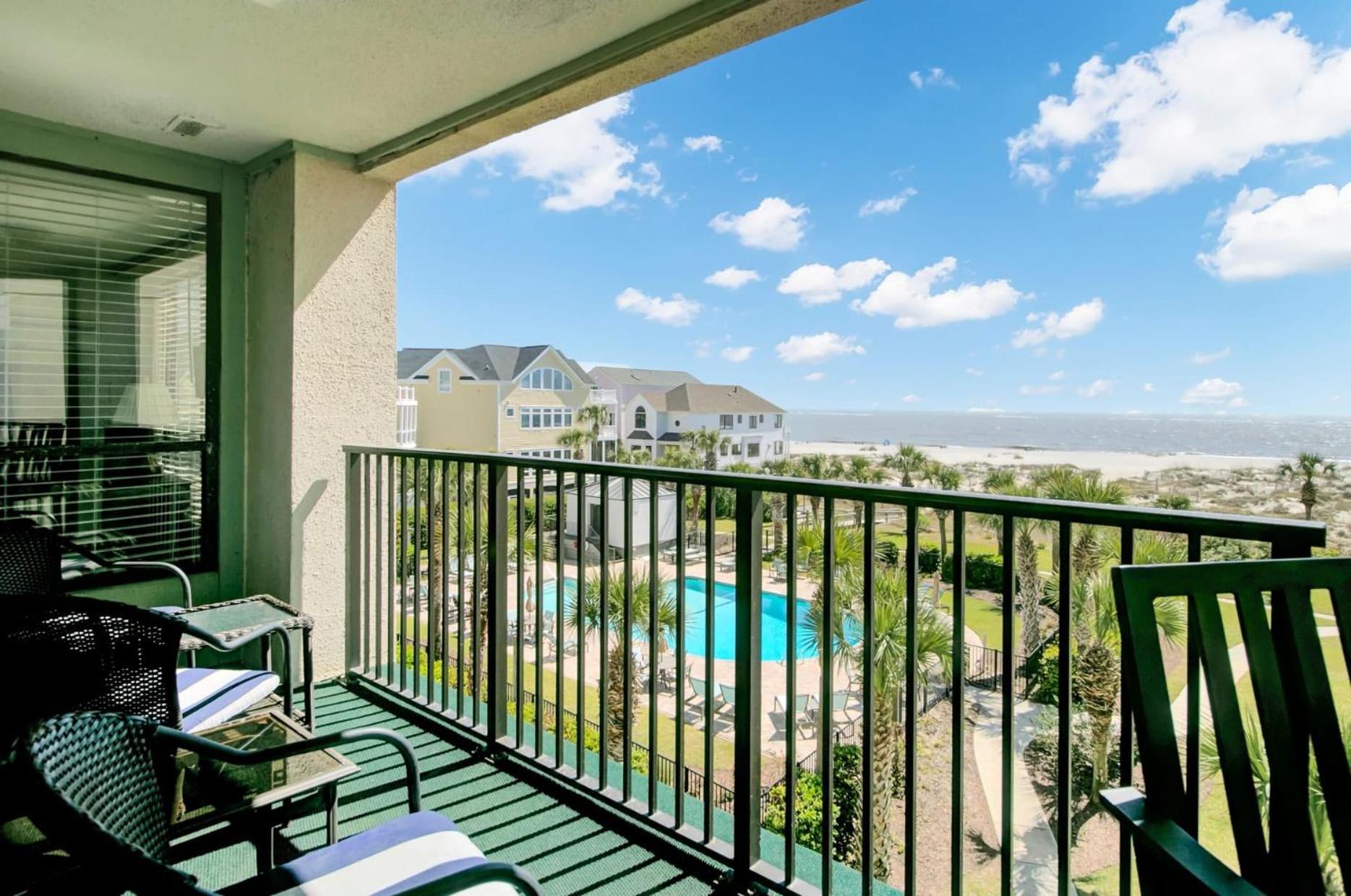 307 Summerhouse by AvantStay Oceanfront View Shared Pool
