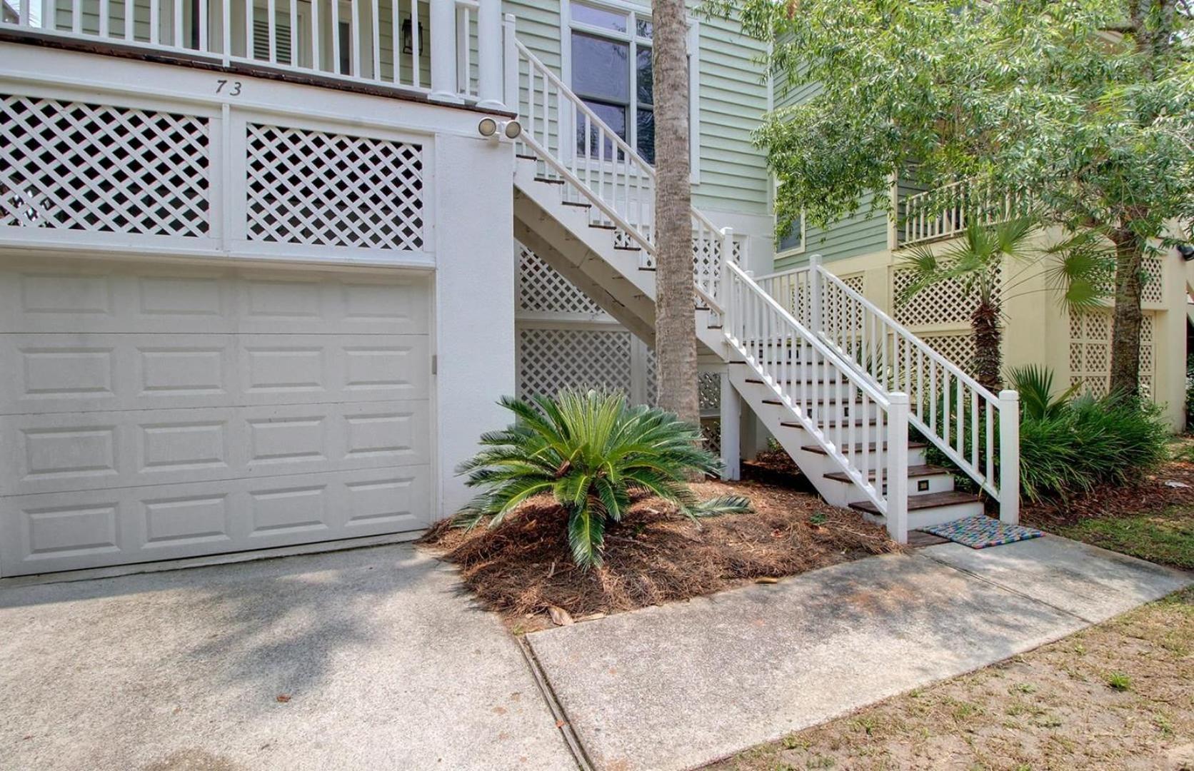 73 Grand Pavilion by AvantStay Corner Lot Porch