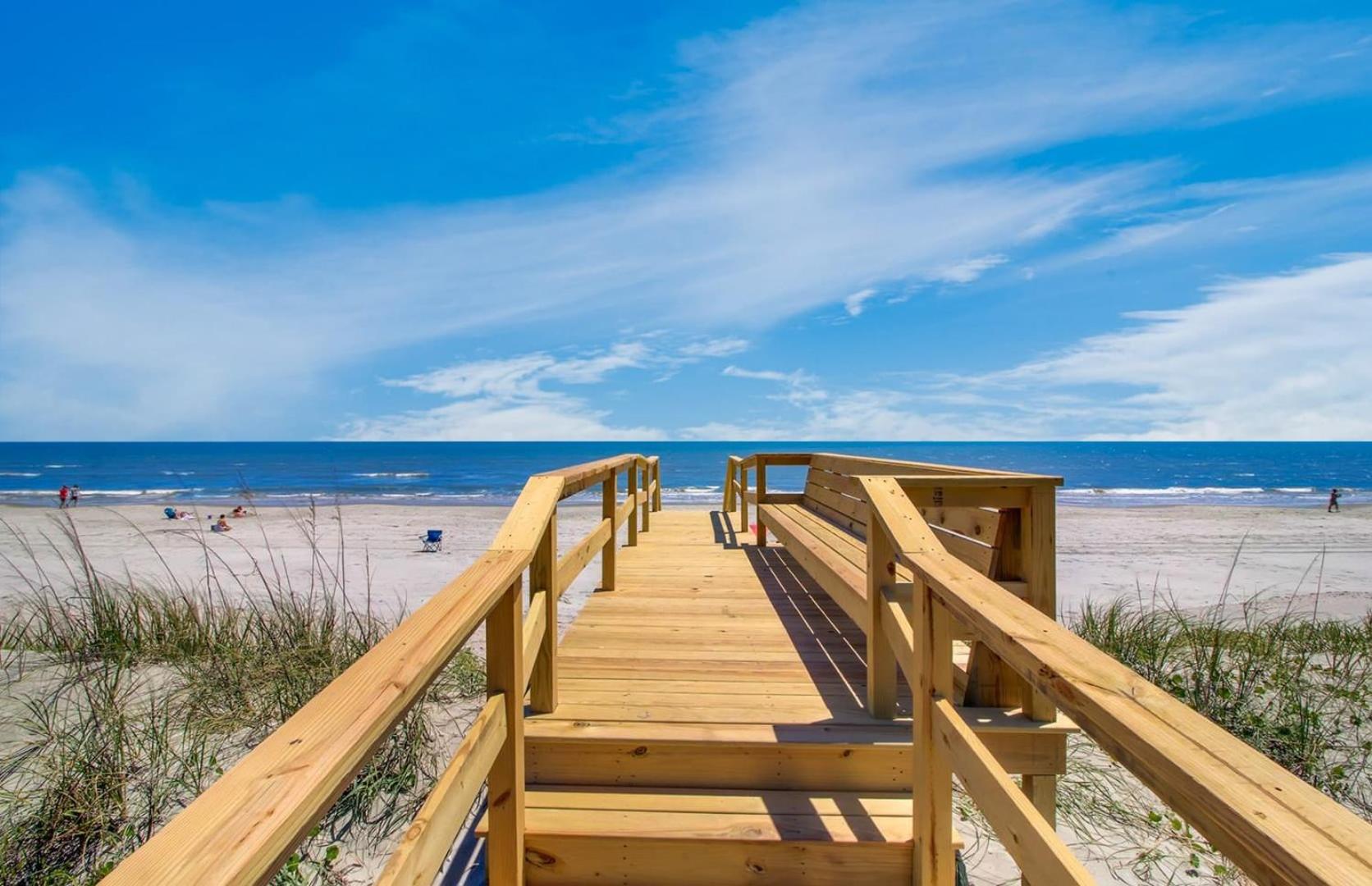710 Ocean Boulevard AvantStay Oceanfront Private Pool Rooftop Deck