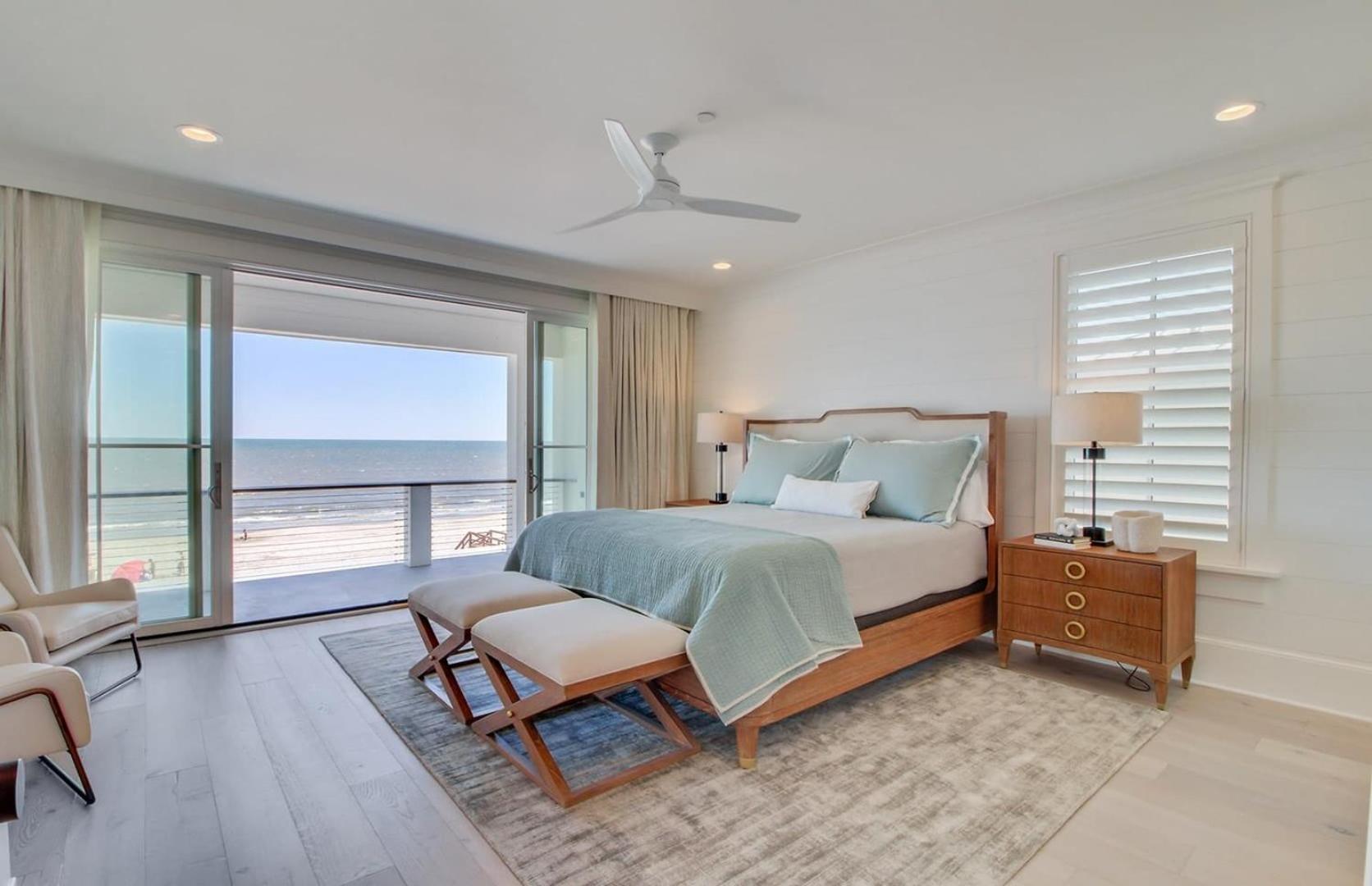 710 Ocean Boulevard AvantStay Oceanfront Private Pool Rooftop Deck