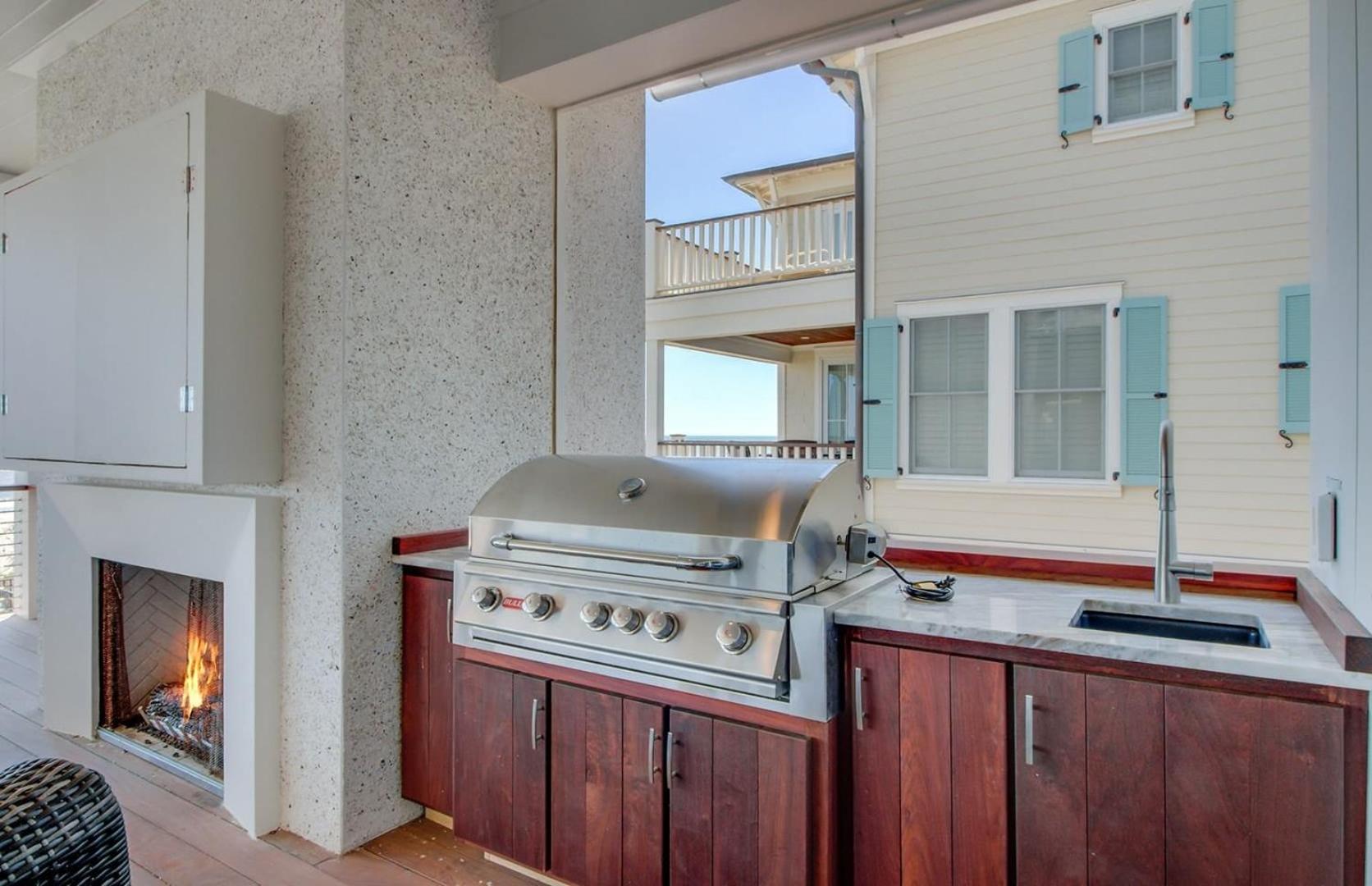 710 Ocean Boulevard AvantStay Oceanfront Private Pool Rooftop Deck