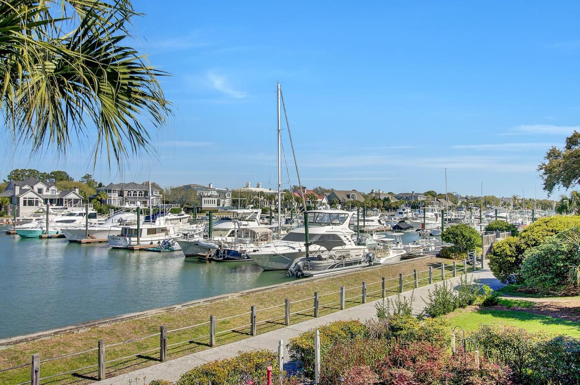 26 Morgans Cove Drive by AvantStay Unique Marina Location