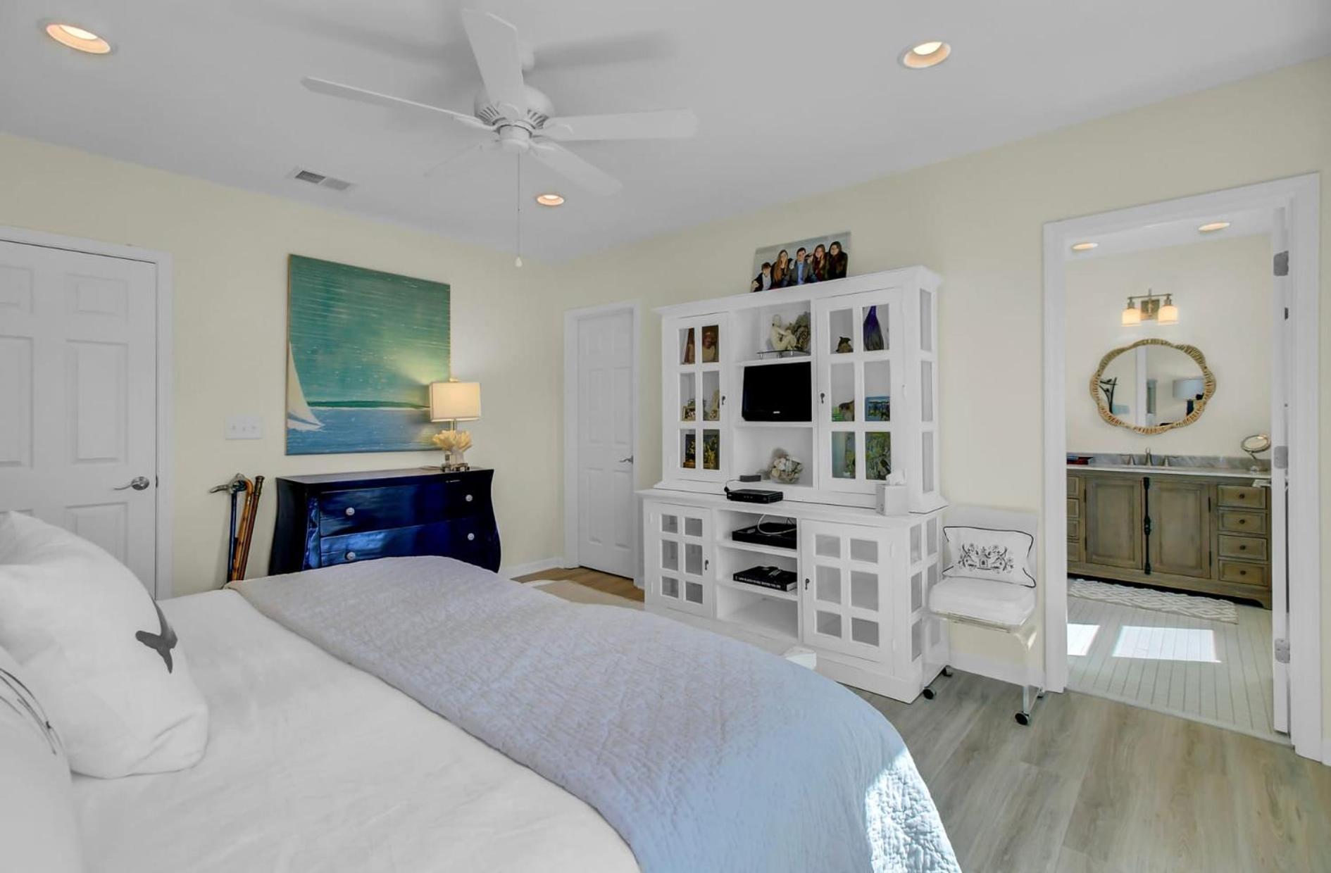 26 Morgans Cove Drive by AvantStay Unique Marina Location
