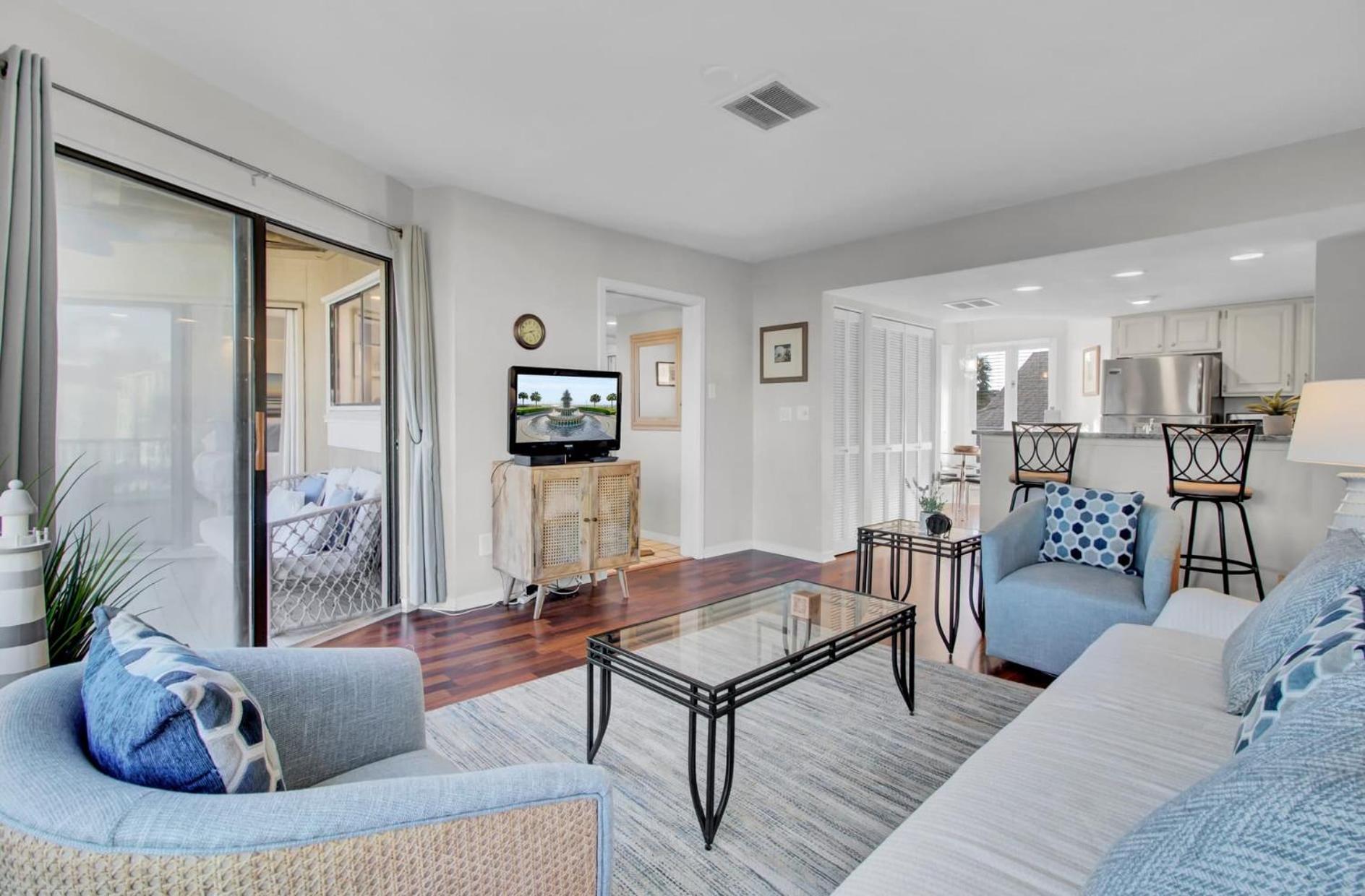 202 D Port O Call by AvantStay Beach Condo
