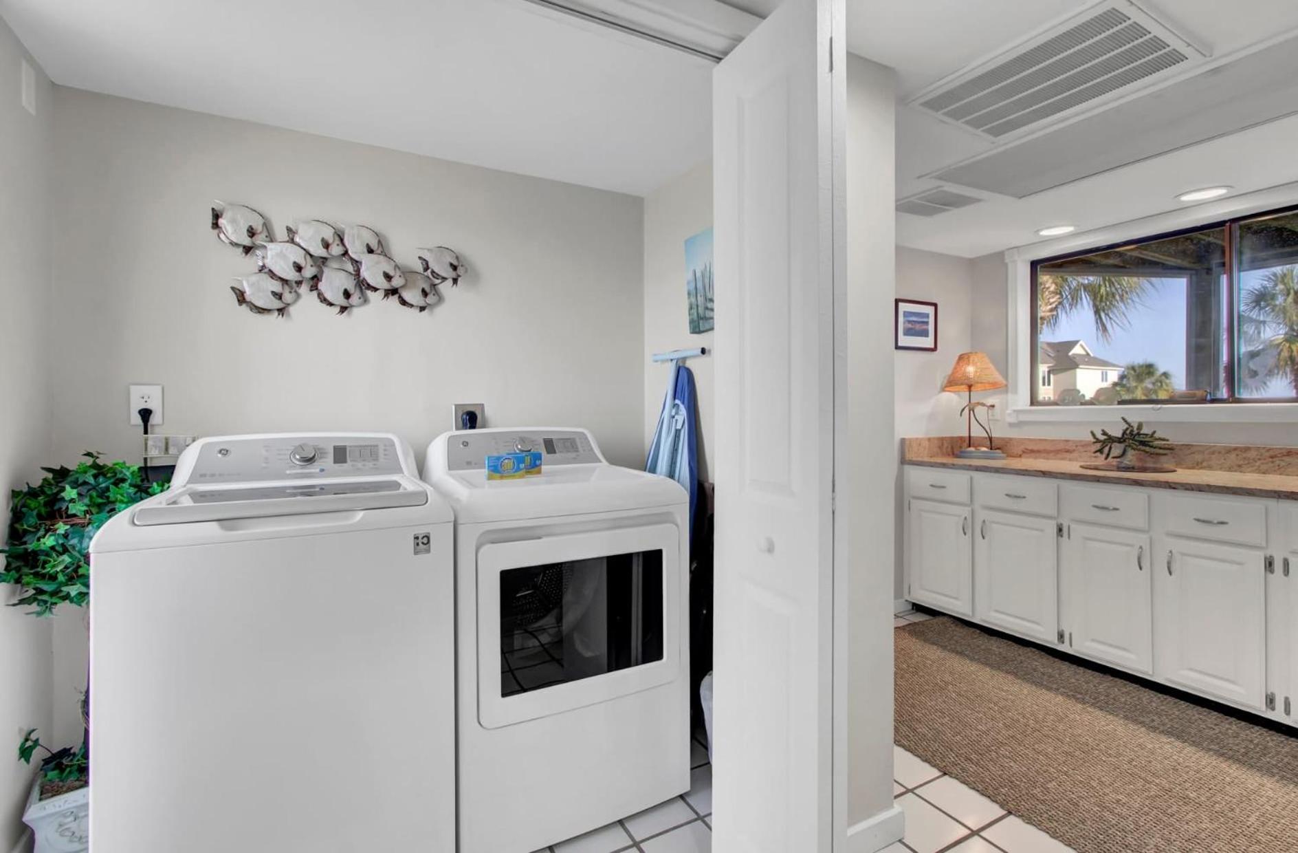 202 D Port O Call by AvantStay Beach Condo