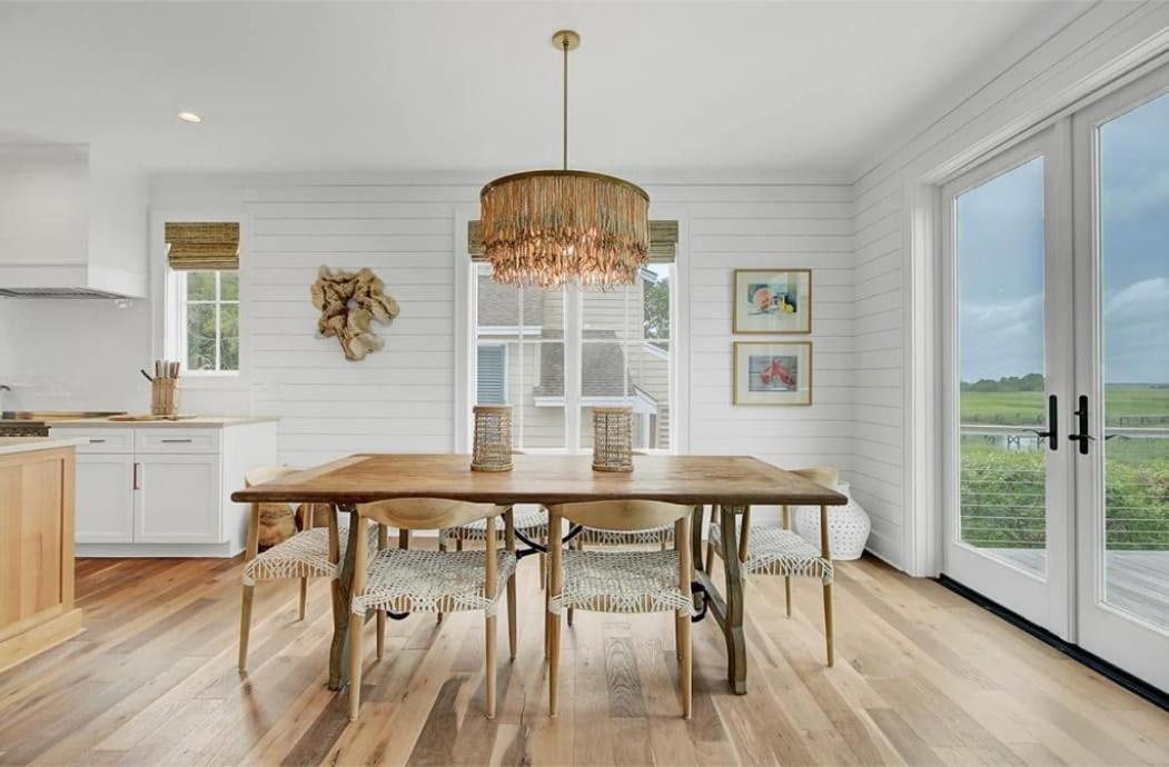 17 Marsh Island Lane by AvantStay Modern Home w Amazing Views