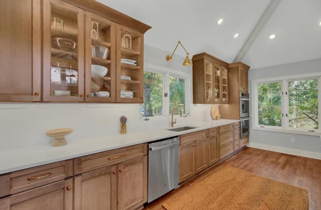 19 Oyster Row by AvantStay Lakefront Home w Golf Course Views