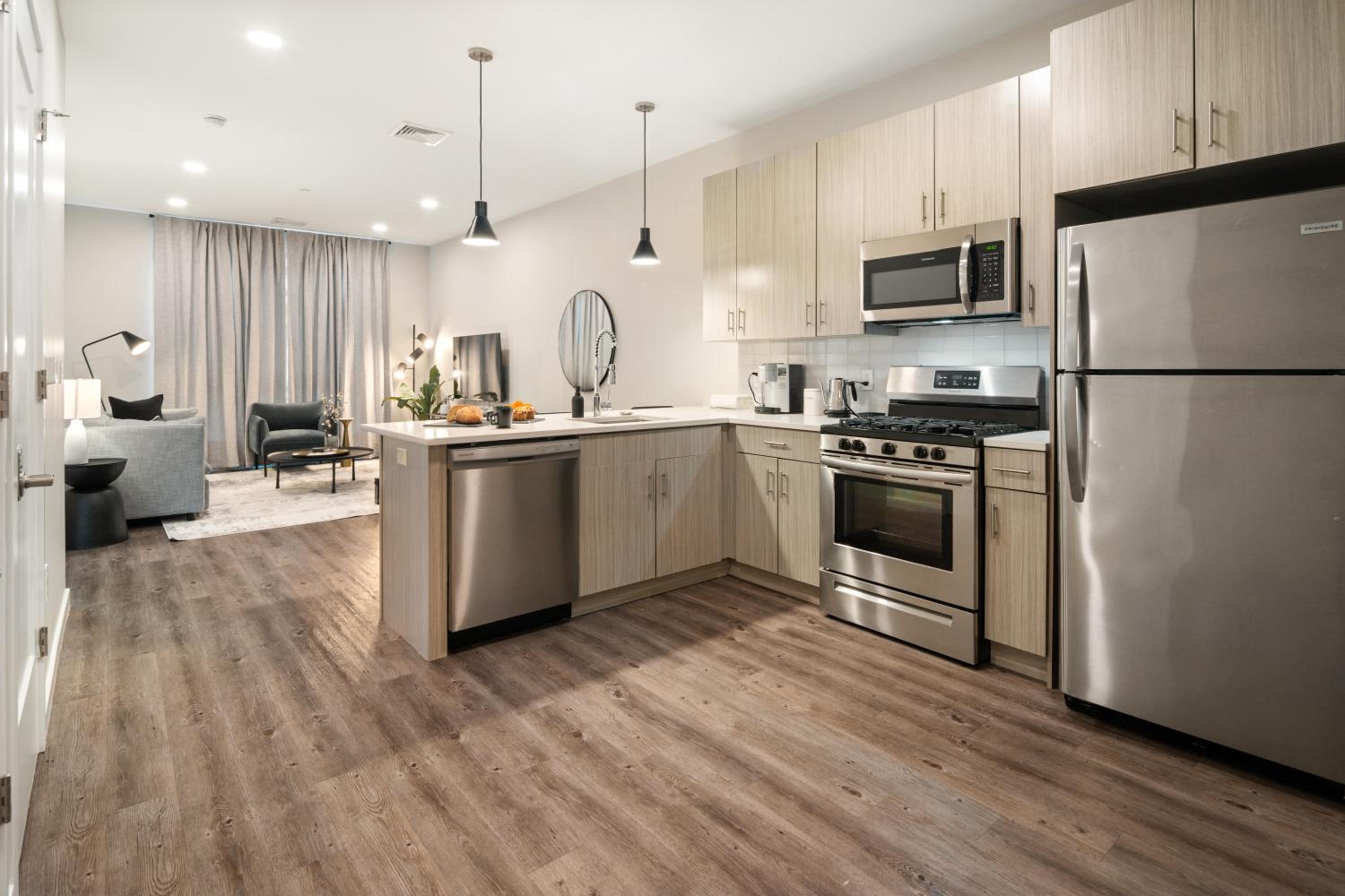 New Haven Vacations - Luxury Furnished Apartments by Hyatus Downtown at Yale - Property Image 60