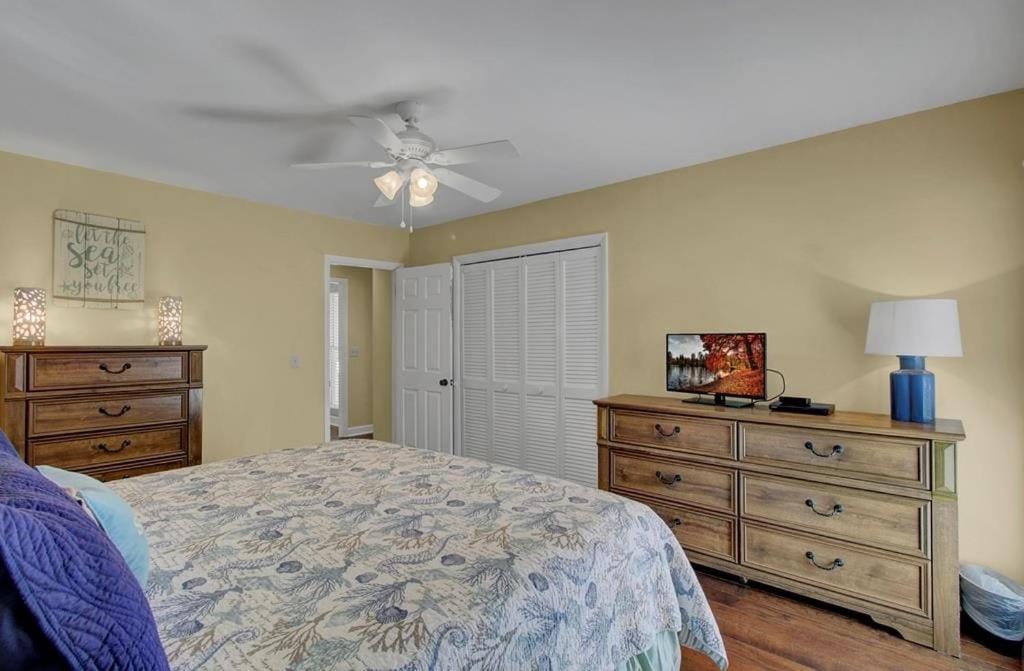 15 Lake Village by AvantStay Golf Course Lagoon Views