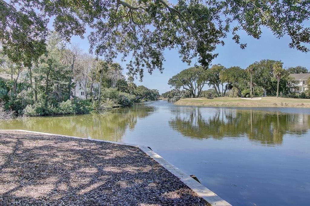 15 Lake Village by AvantStay Golf Course Lagoon Views