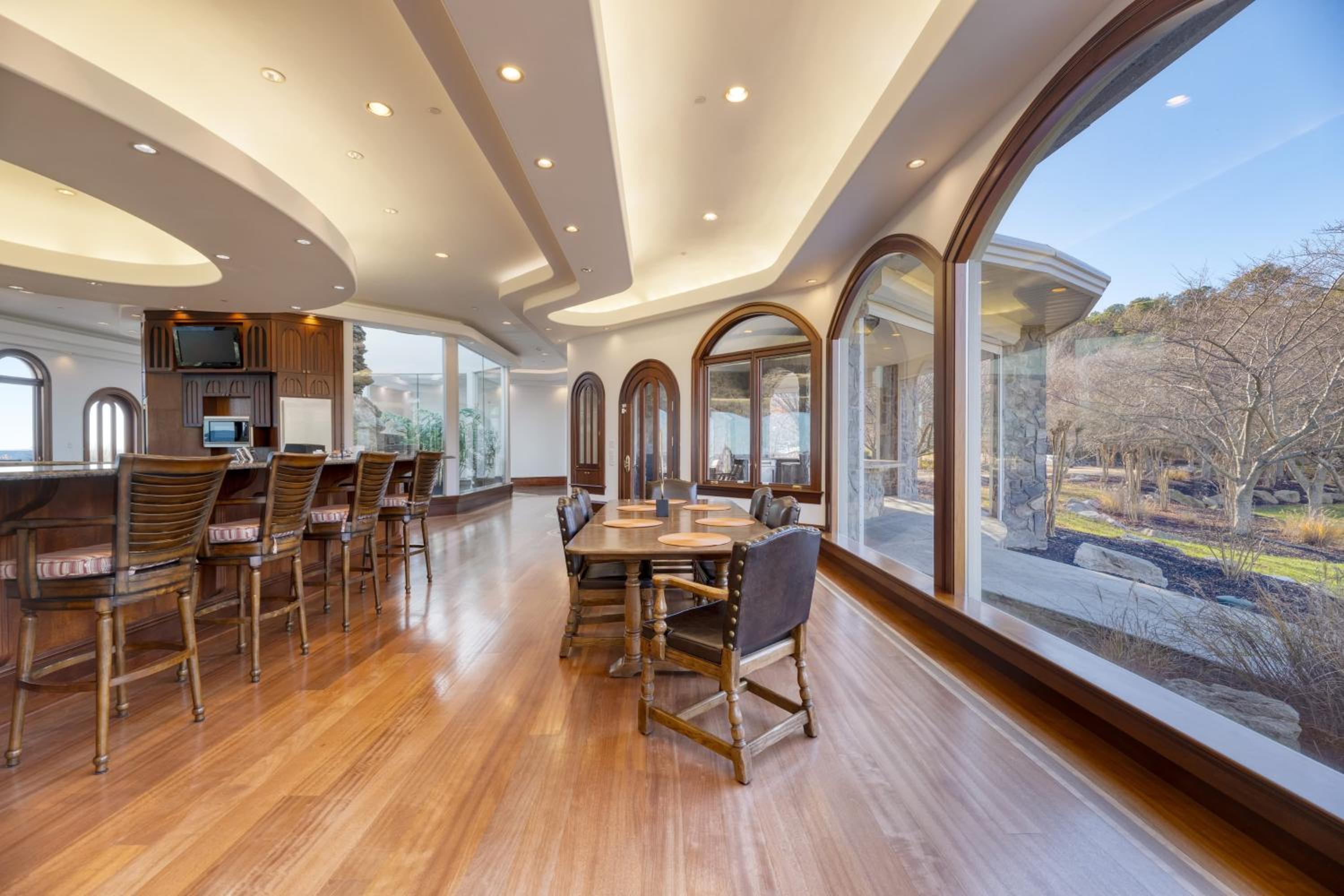 Bay Estate Luxe Waterfront Home w Private Pier MainGuest House Bay Views