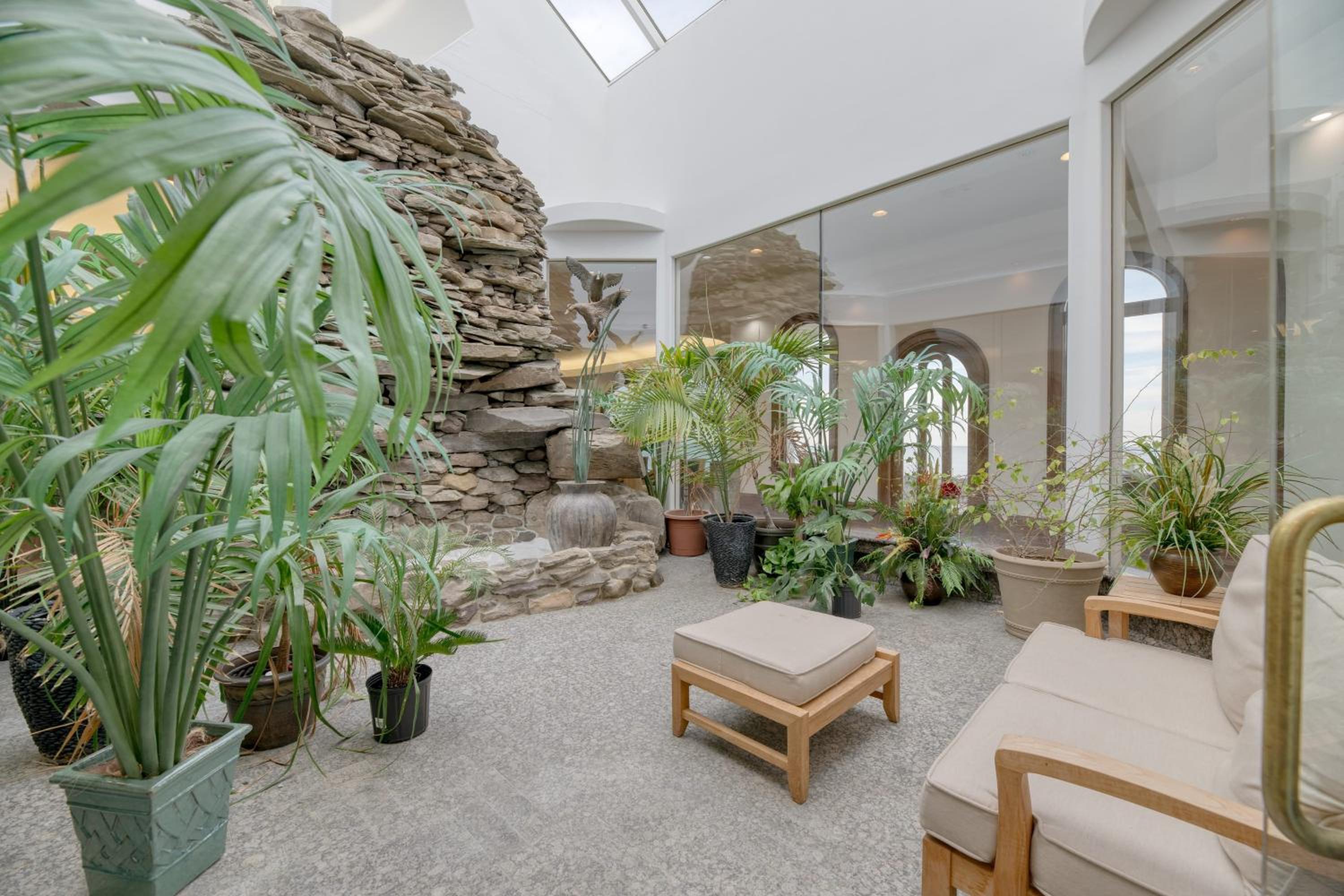 Bay Estate Luxe Waterfront Home w Private Pier MainGuest House Bay Views