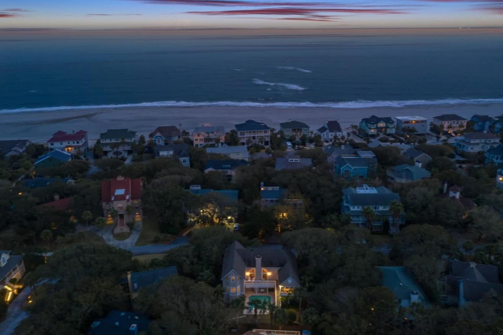 28 Beachwood West by AvantStay Close to Beach Multiple Decks Private Pool