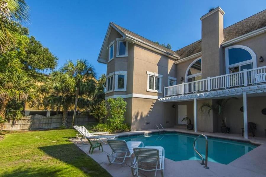 28 Beachwood West by AvantStay Close to Beach Multiple Decks Private Pool