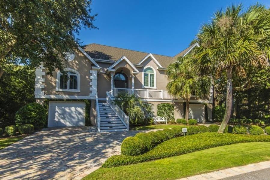 28 Beachwood West by AvantStay Close to Beach Multiple Decks Private Pool