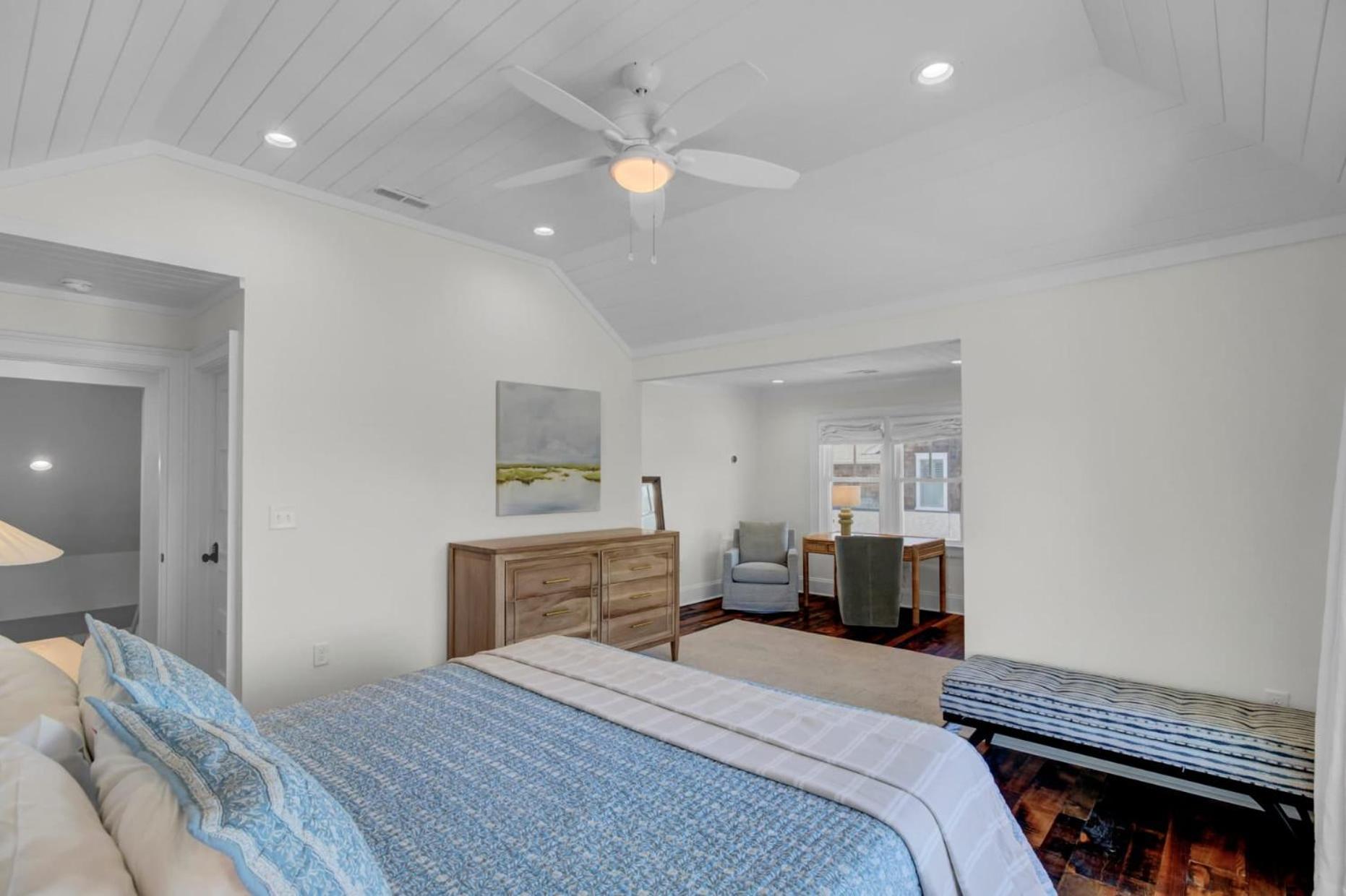 Be a Sullivans Local 1307 Cove Avenue by AvantStay Pool Outdoor Living