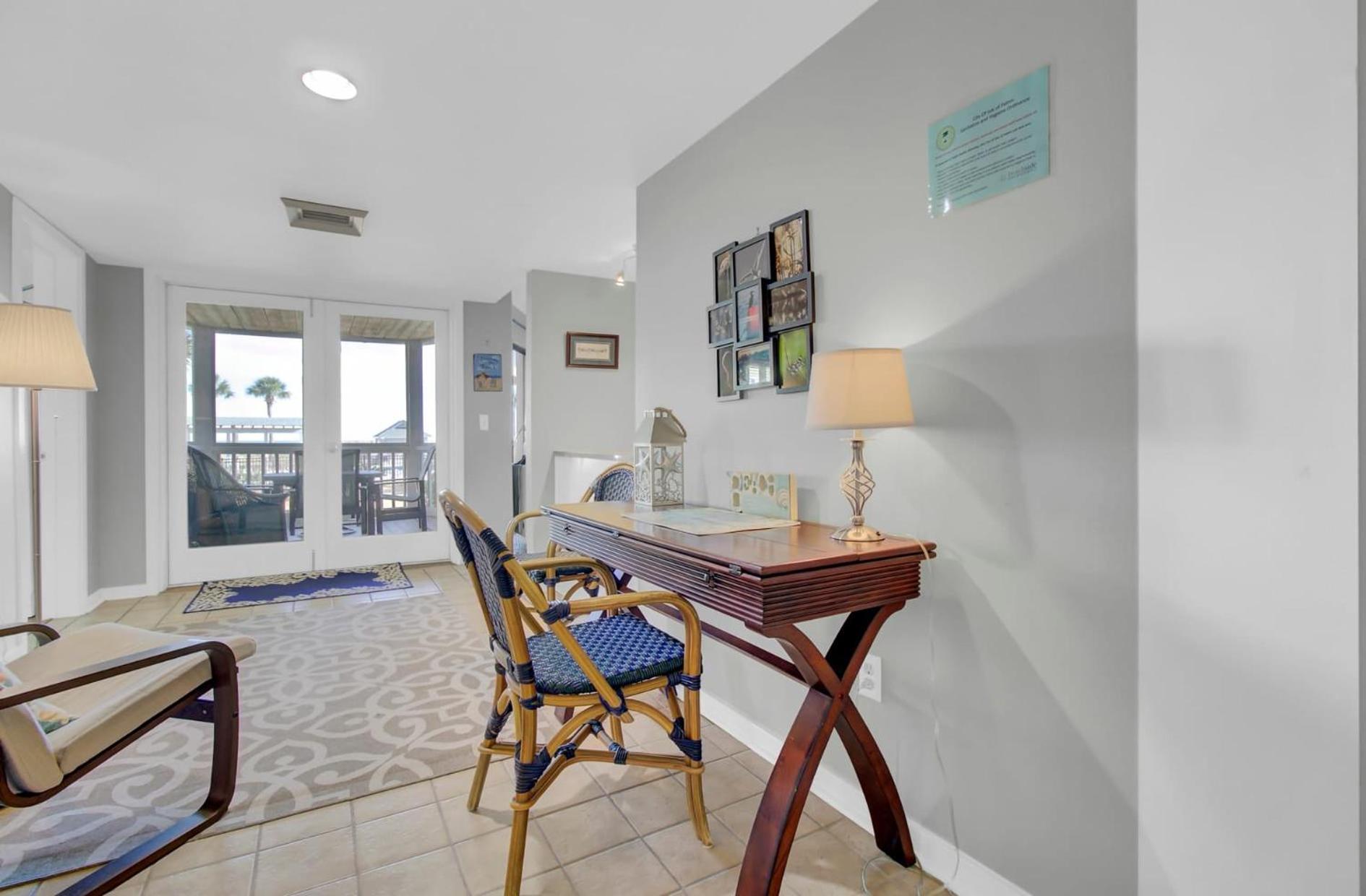 103 H Tidewater by AvantStay Walk to Beach Community Pool