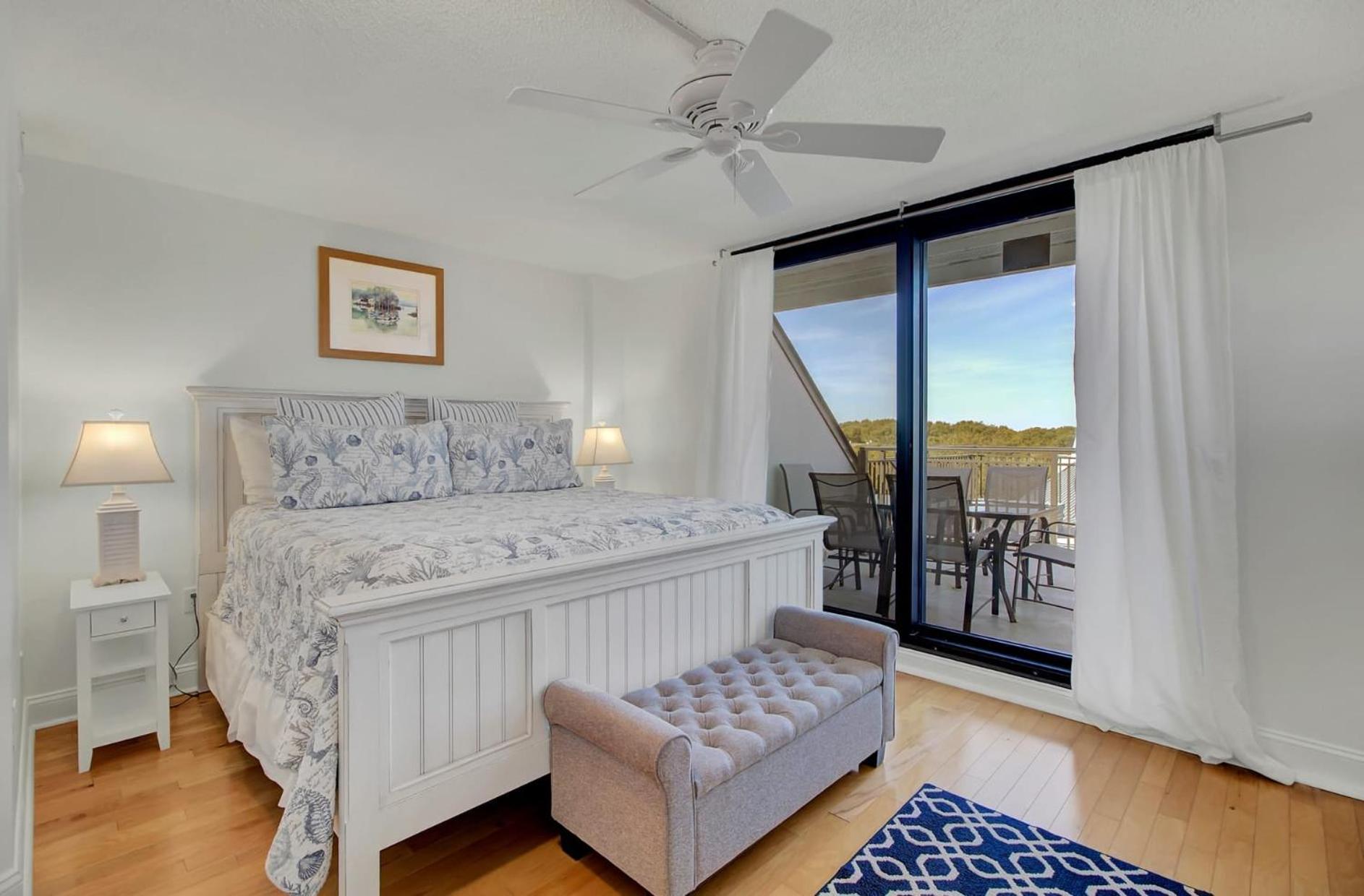 401 A Shipwatch by AvantStay Beachfront Condo w Community Pool Access