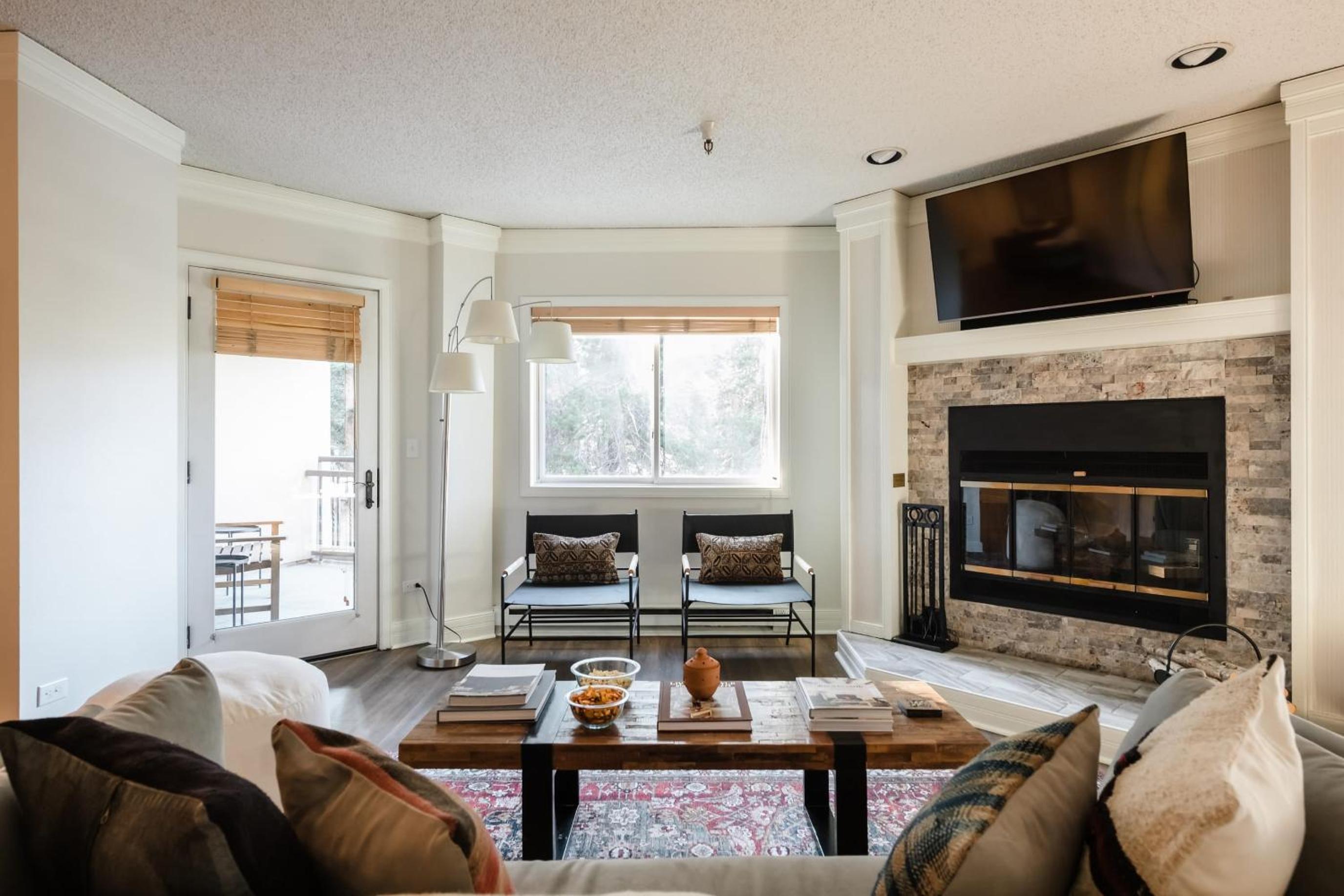 Rocker by AvantStay Gorgeous Ski-In Ski-Out Cabin in Heart of Breck