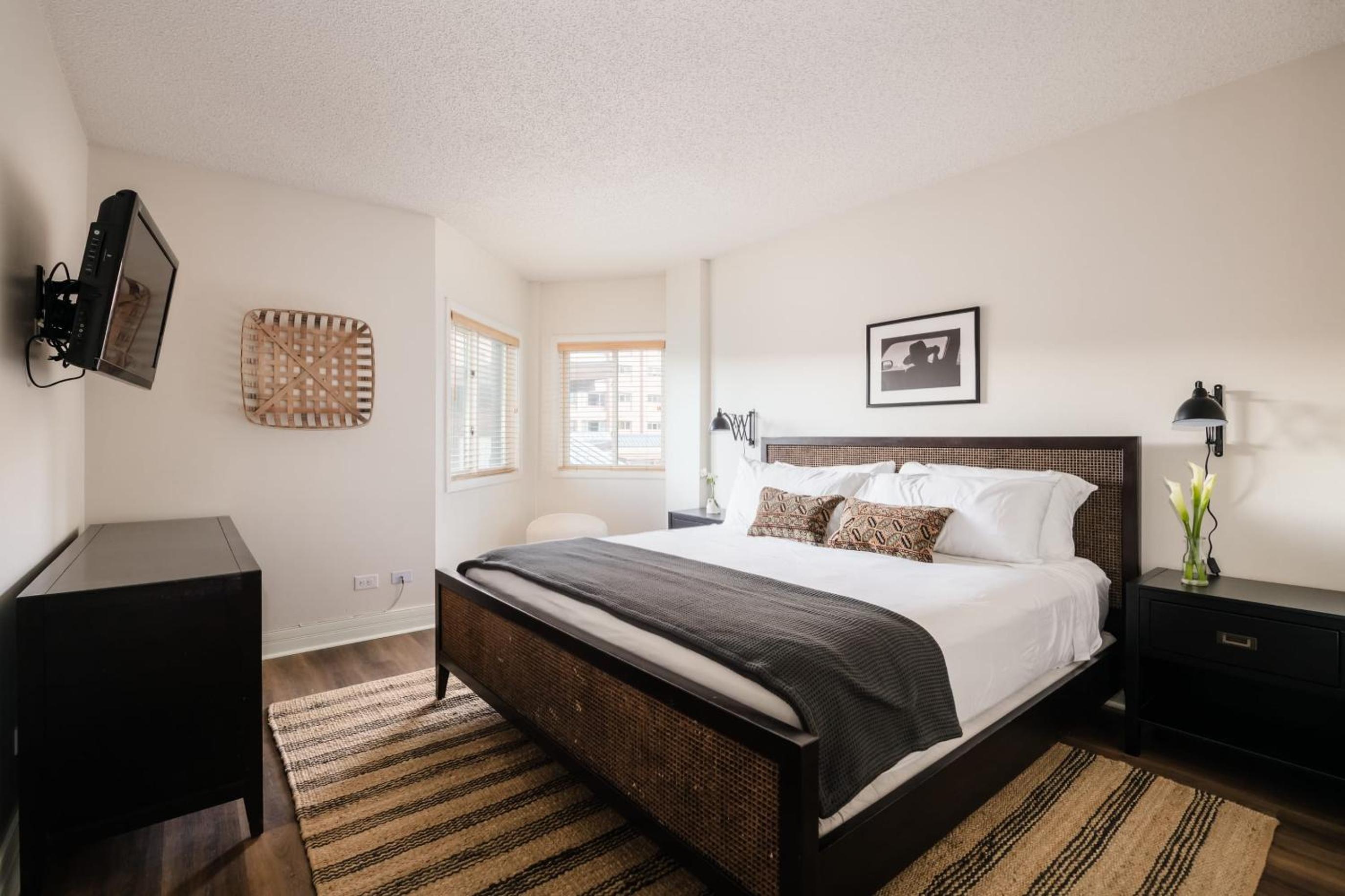 Rocker by AvantStay Gorgeous Ski-In Ski-Out Cabin in Heart of Breck