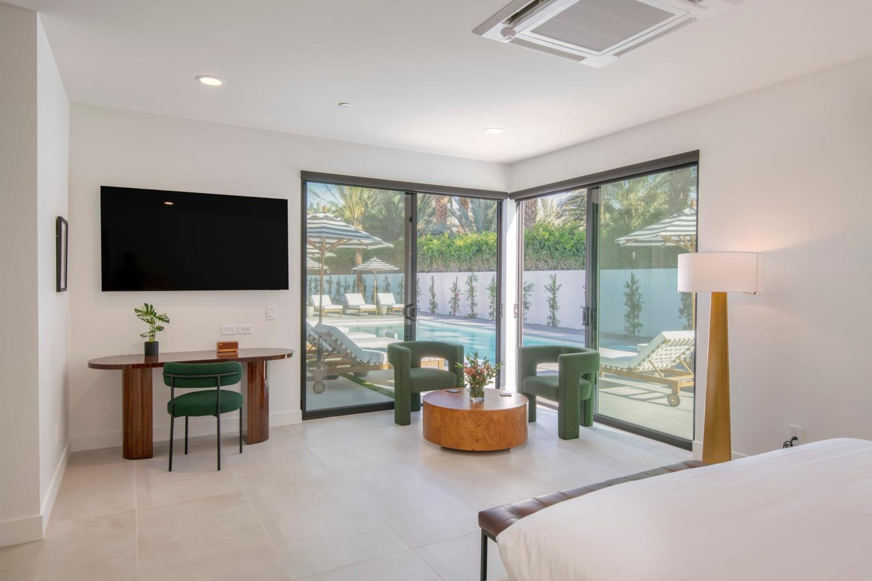 Polo Villa Aura 2 Homes Pickleball Putting Green Sleeps 32