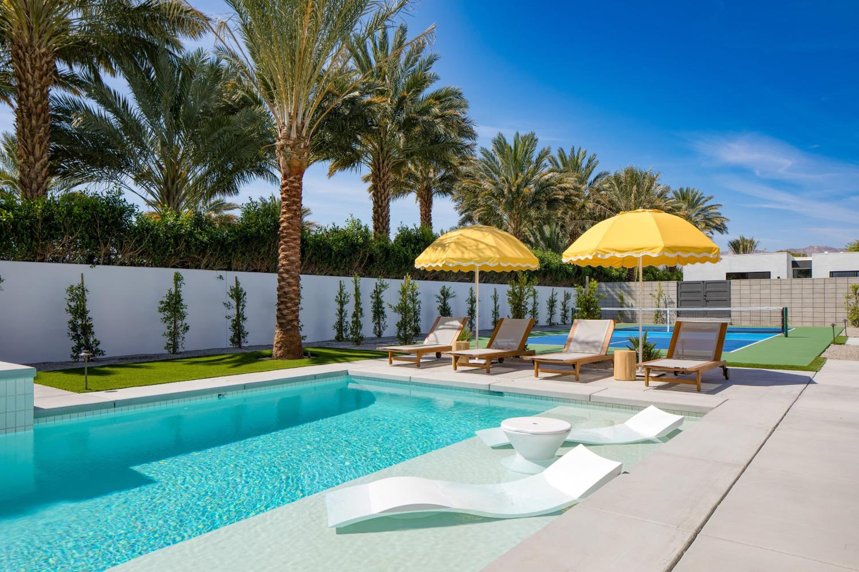 Polo Villa Aura 2 Homes Pickleball Putting Green Sleeps 32