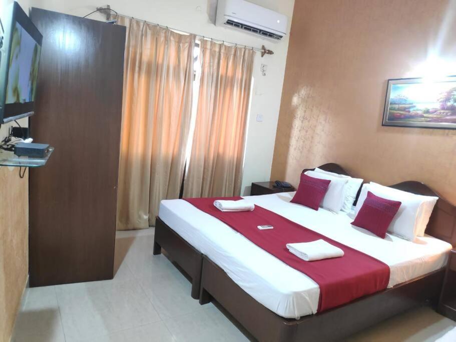 Baga Beach Homestay near Tito`s lane view 5