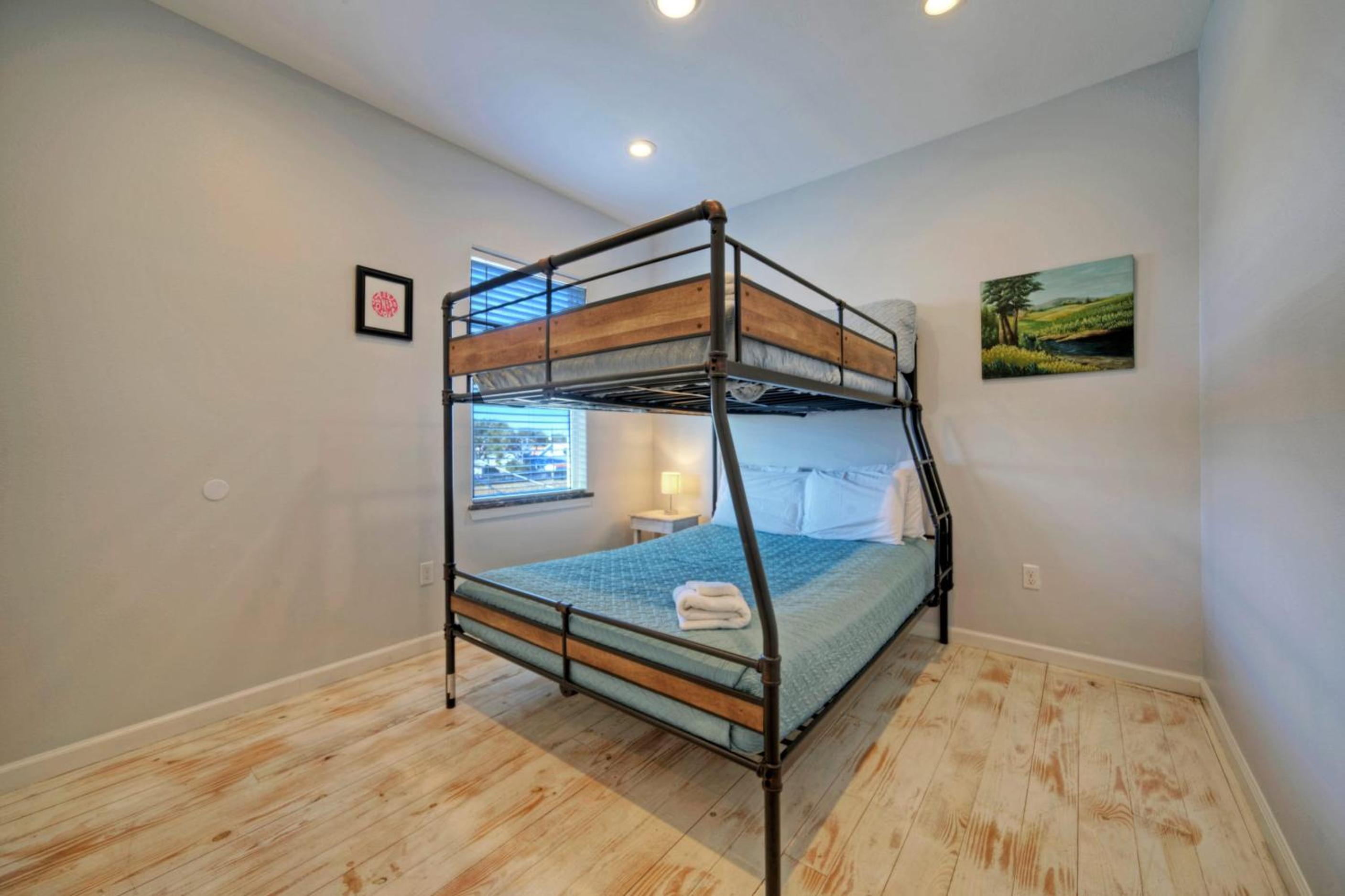 6BDR Balcony w Bay View Shared Pool Boat Dock Keeper Red by AvantStay