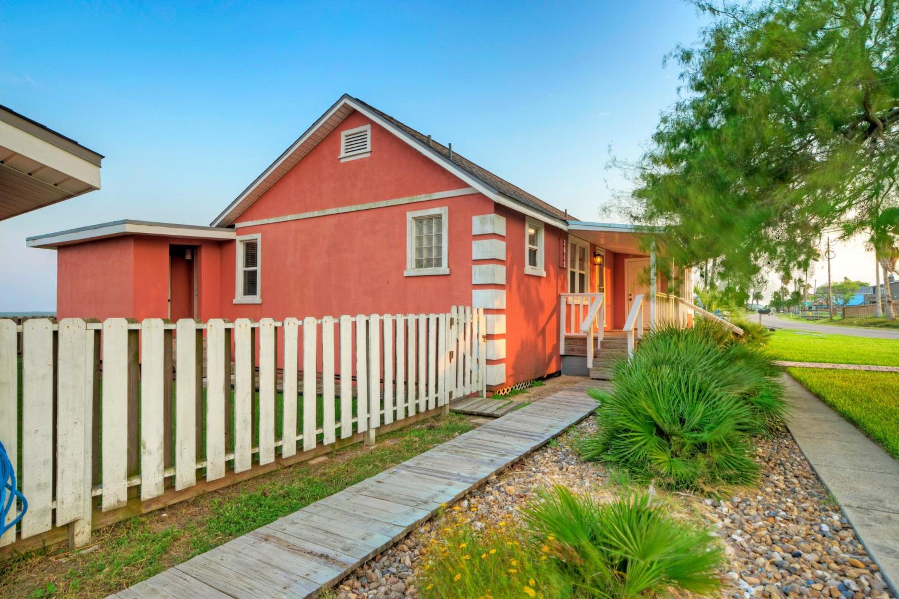 Waterfront Retreat w Private Boat Dock Patio Views Shore Thing by AvantStay
