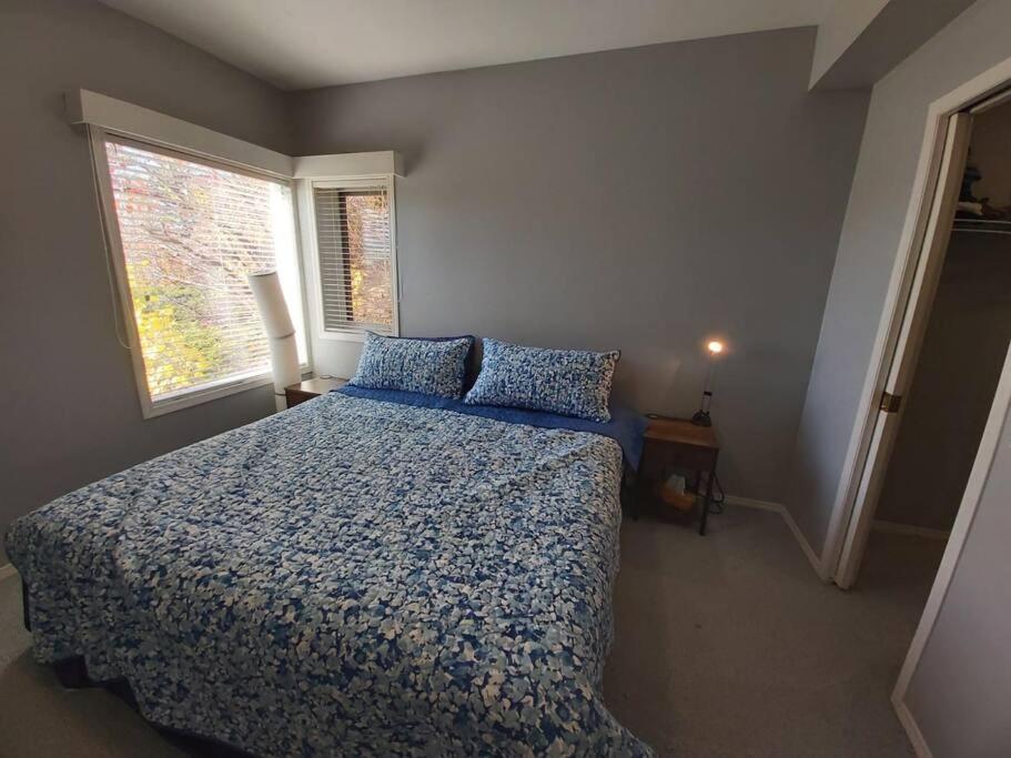 Countryside Escape - Private Suite with Scenic View