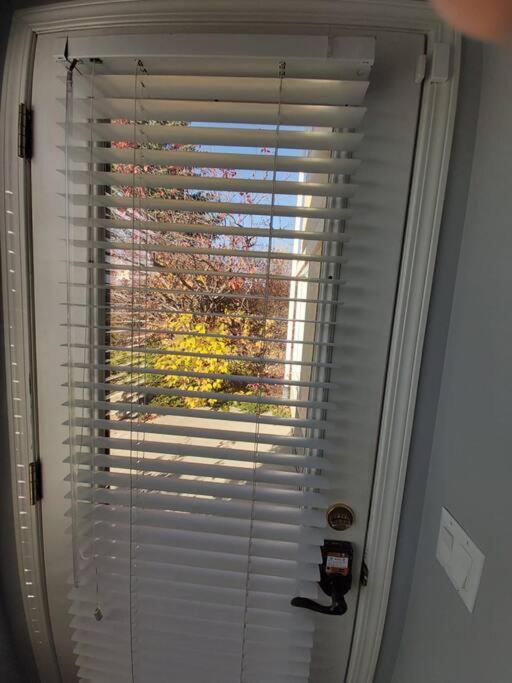 Countryside Escape - Private Suite with Scenic View