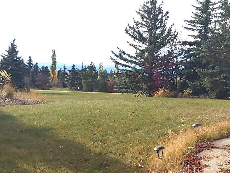 Countryside Escape - Private Suite with Scenic View