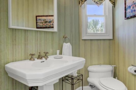 12 Dunecrest Lane by AvantStay 2 Mins to Beach w Pool BBQ
