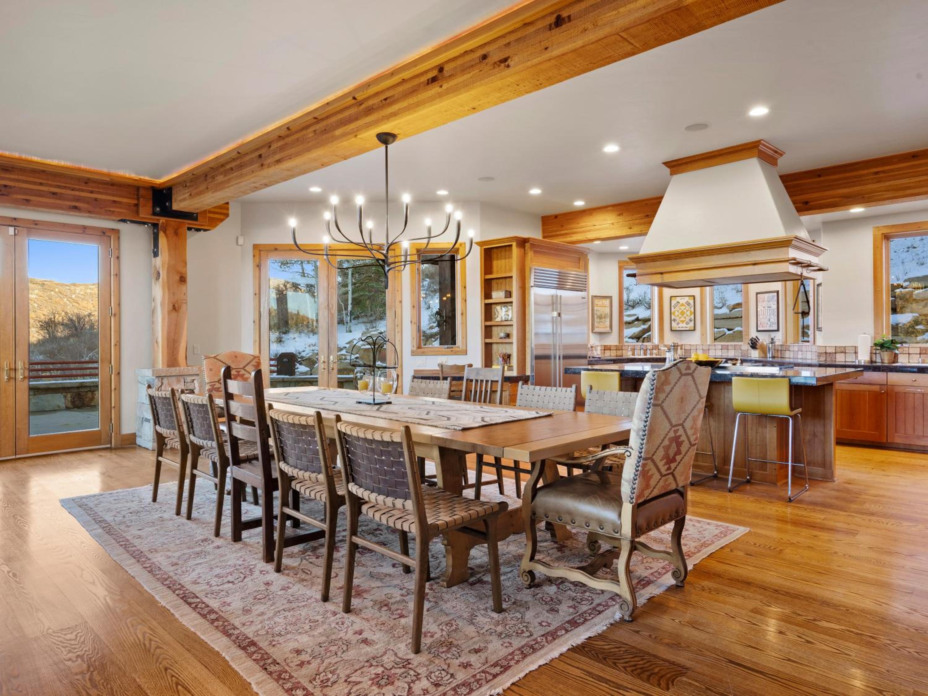 7 BR Lower Deer Valley Mtn Retreat - Panoramic Views, Free On-Demand Park City Area Shuttle view 3