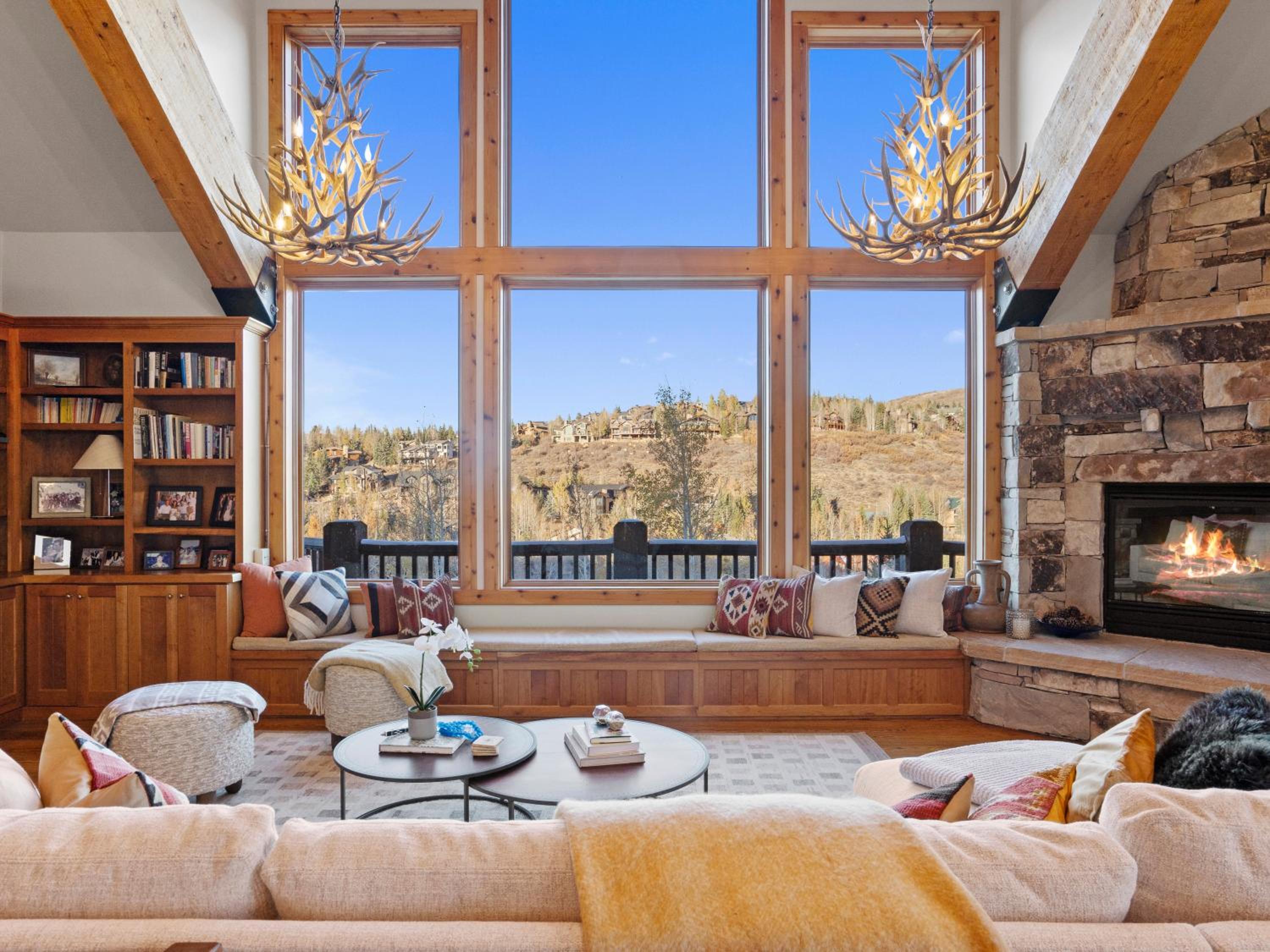 7 BR Lower Deer Valley Mtn Retreat - Panoramic Views, Free On-Demand Park City Area Shuttle view 2