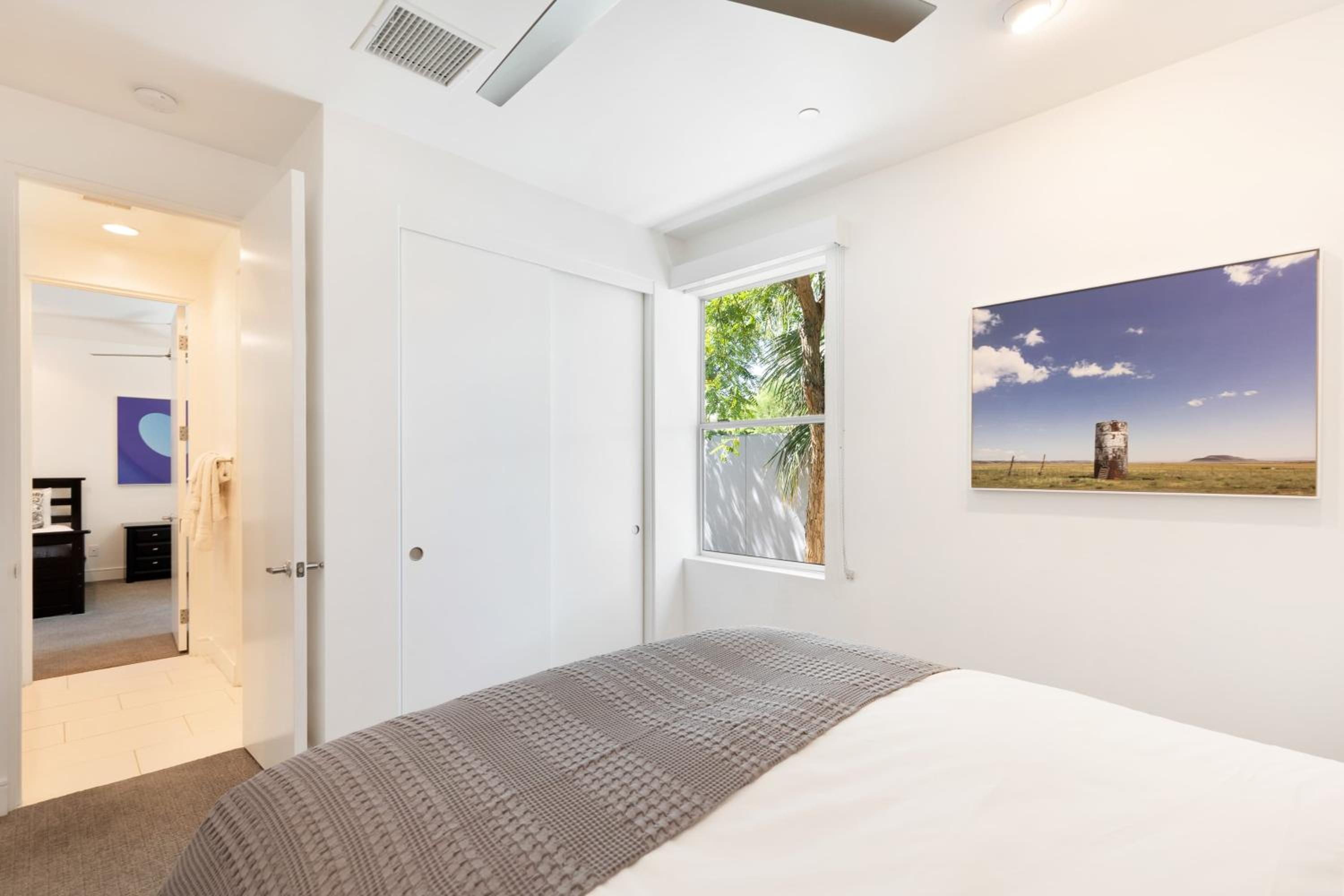 Sleeps 28 Bocce Ball Pool EV Charger Near Coachella Polo Villas Paradise