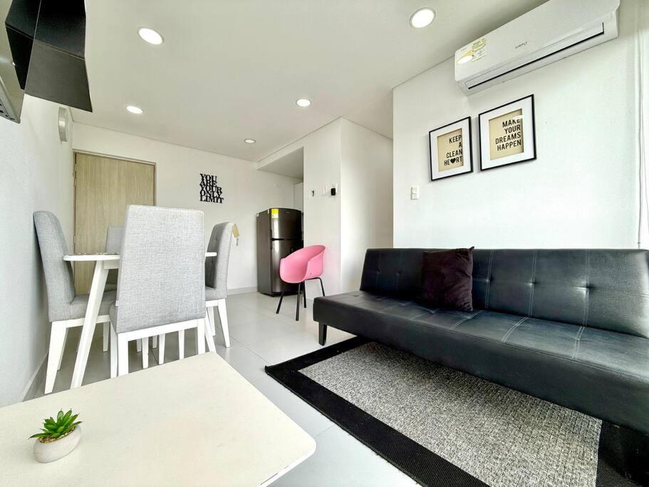 Beautiful Condo 3hab Near Old City Beach & Airport