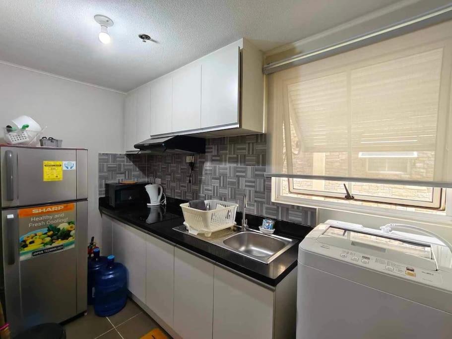 Amalfi City De Mare T2 Unit 104 2BR Internet Netflix view 5