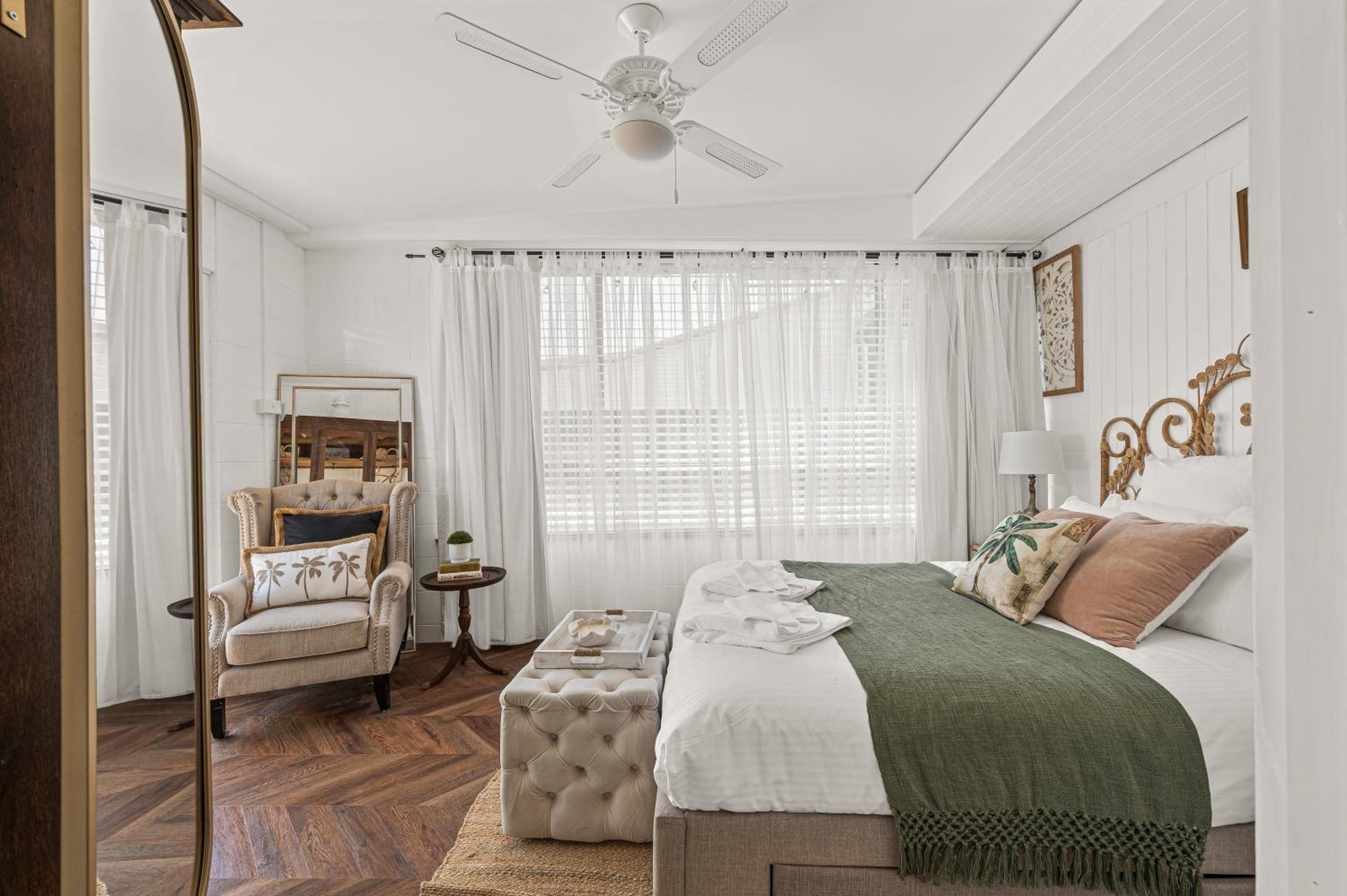 Palm Tree Cottage - Aldinga Beach - C21 SouthCoast Holidays