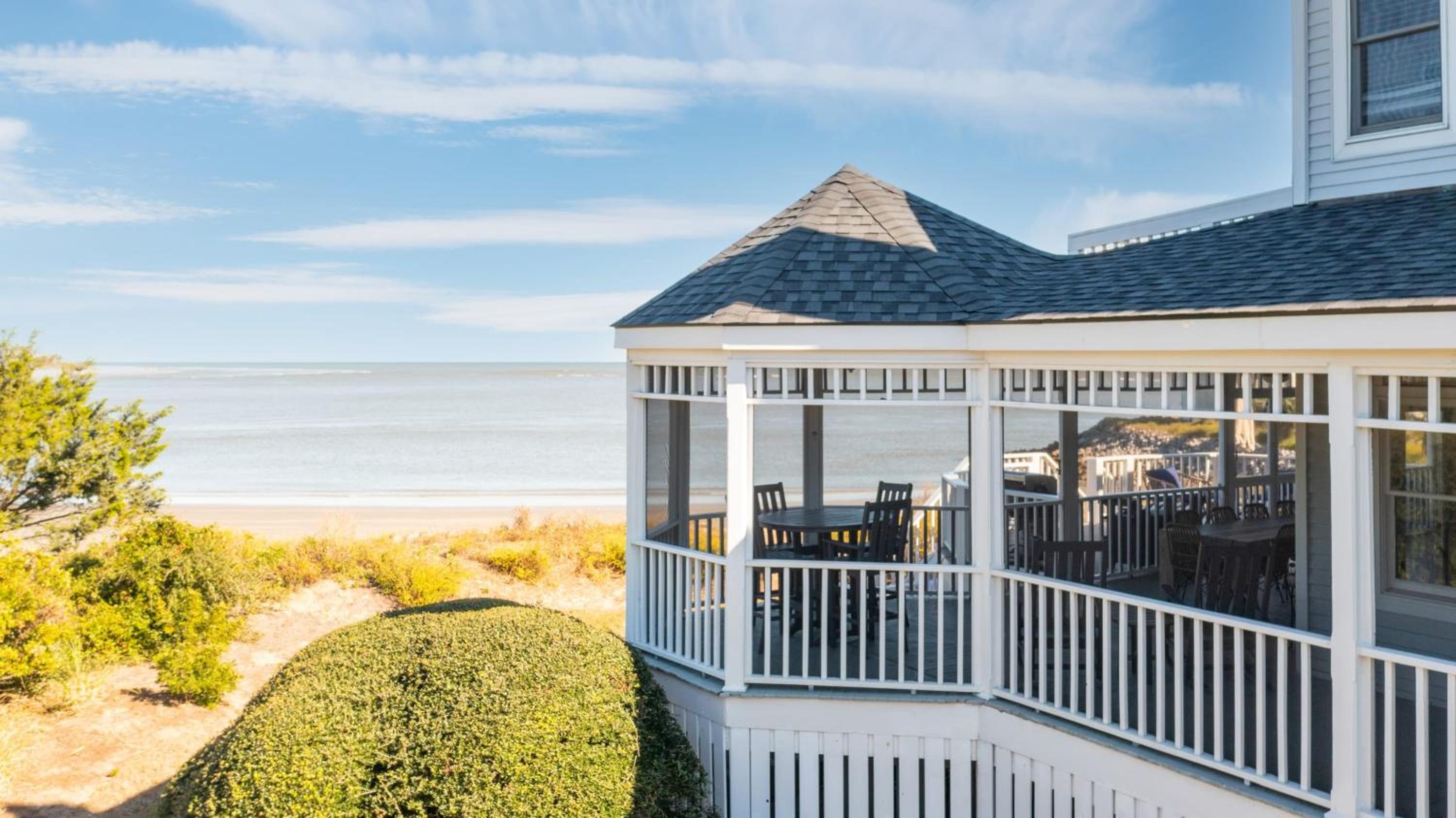 Haven by AvantStay Luxury Beachfront Home w Pool Gorgeous Patios
