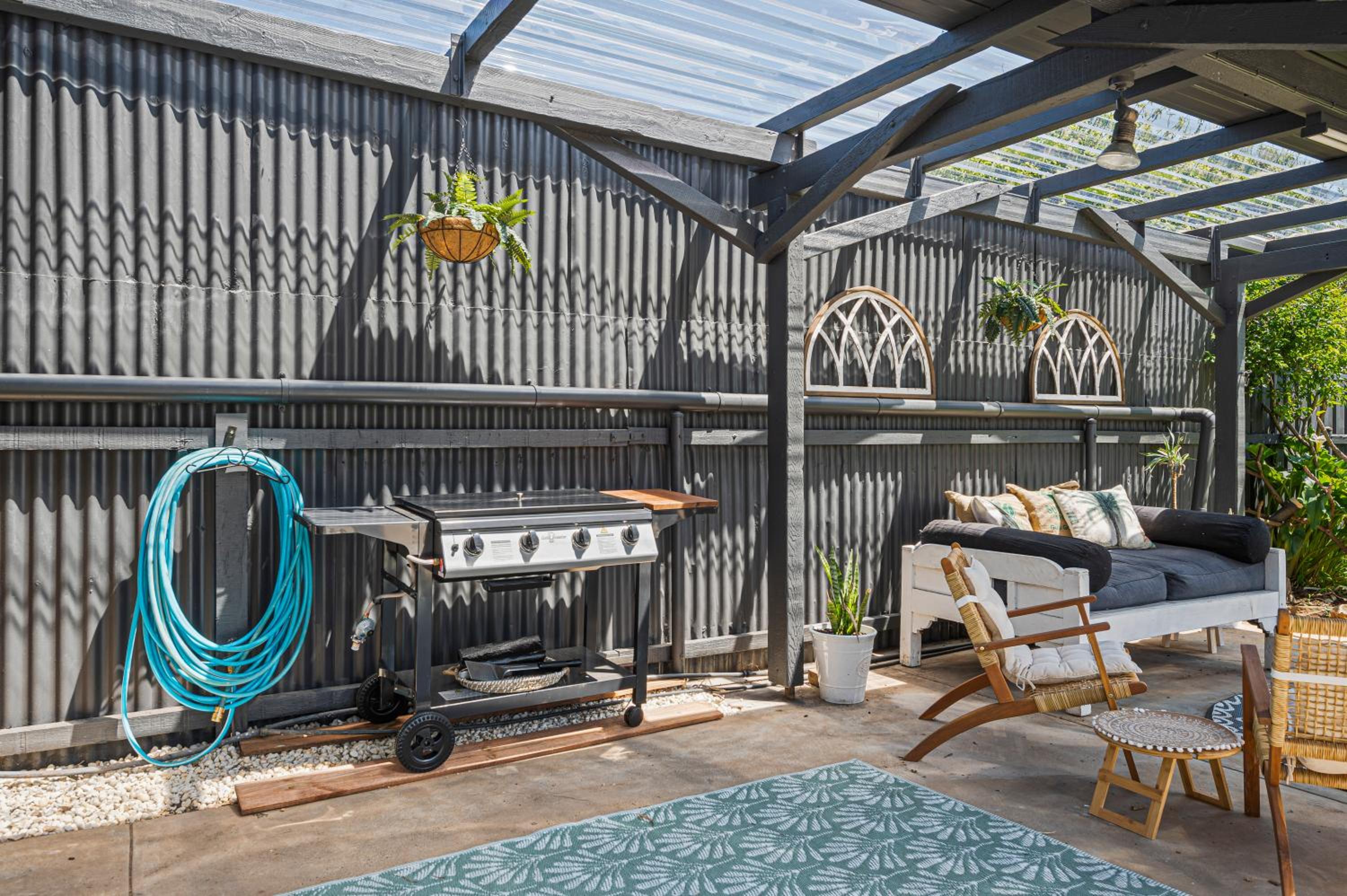 Palm Tree Cottage - Aldinga Beach - C21 SouthCoast Holidays
