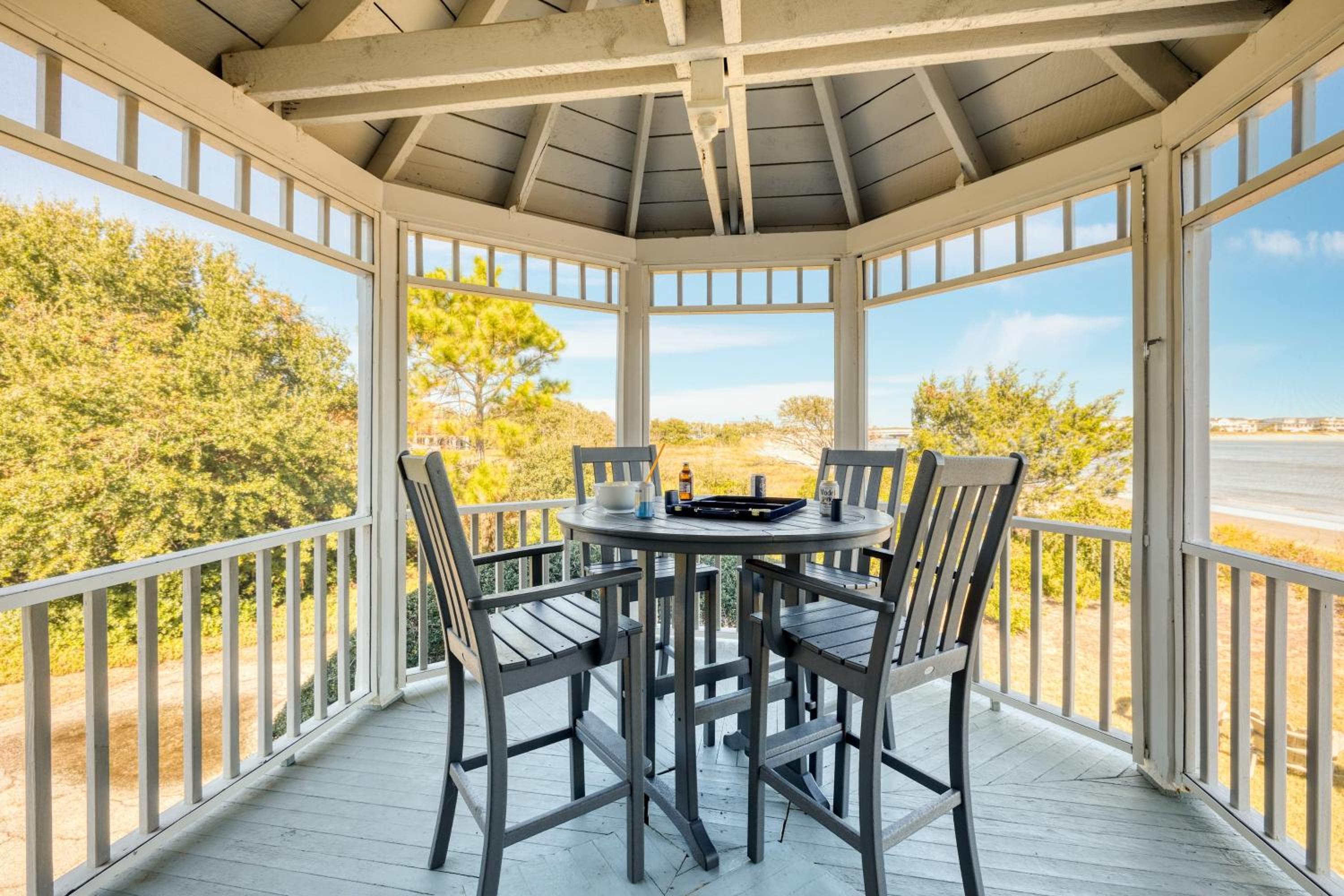 Haven by AvantStay Luxury Beachfront Home w Pool Gorgeous Patios