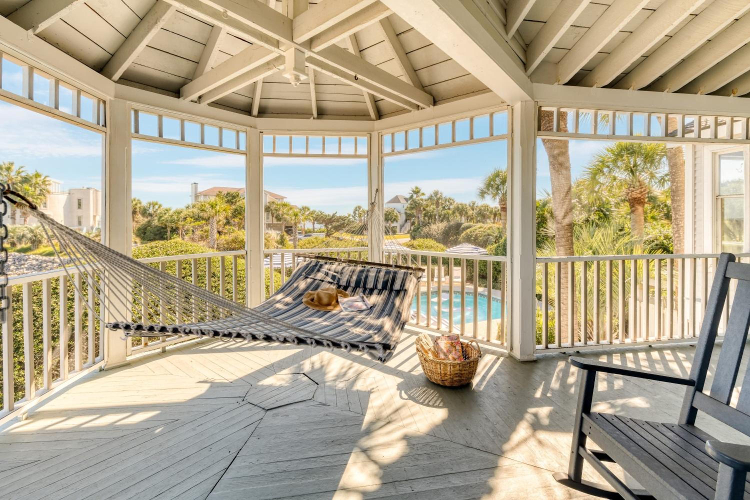 Haven by AvantStay Luxury Beachfront Home w Pool Gorgeous Patios