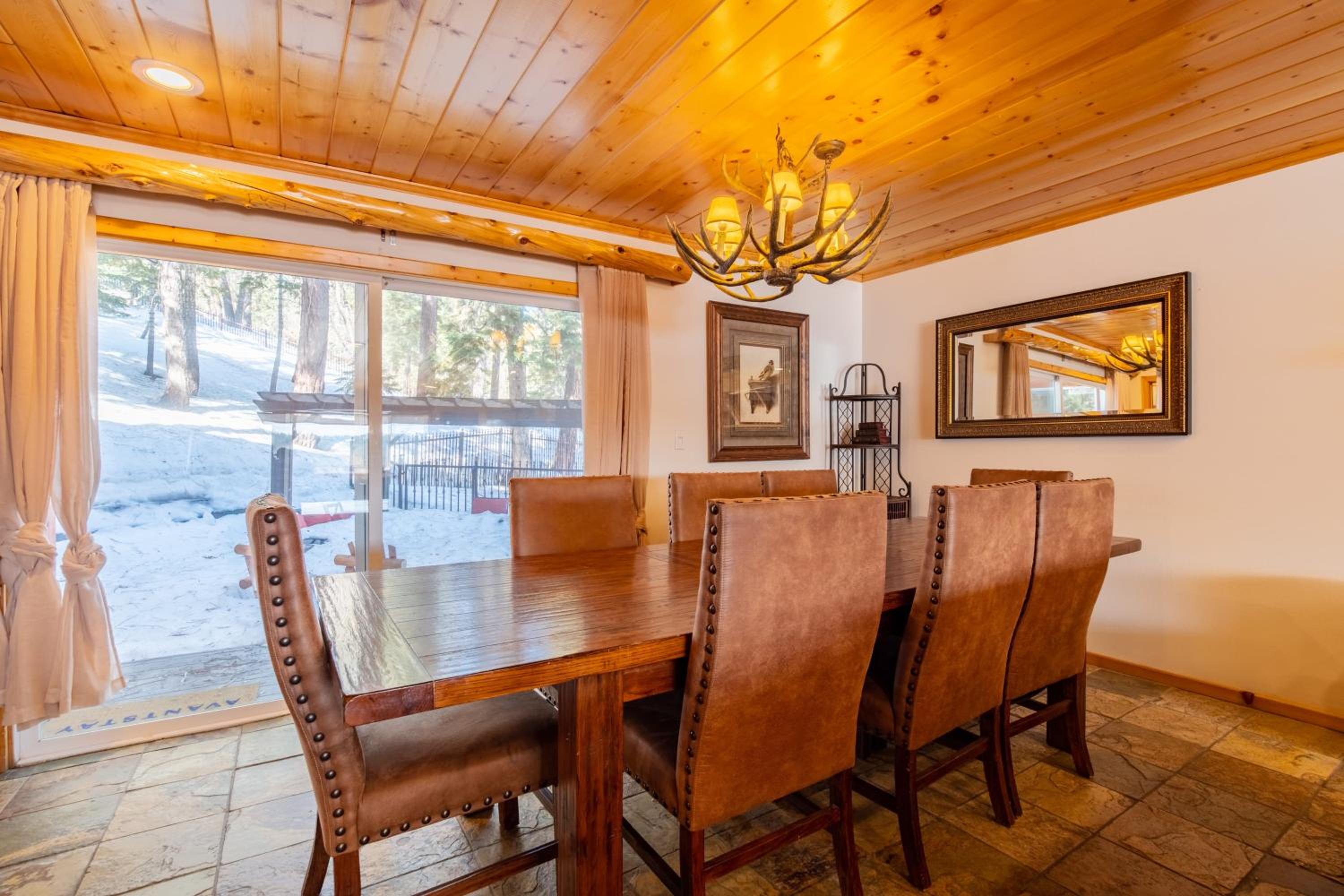 Gorgeous Ski In Ski Out Home w Game Room Hot Tub Clover by AvantStay