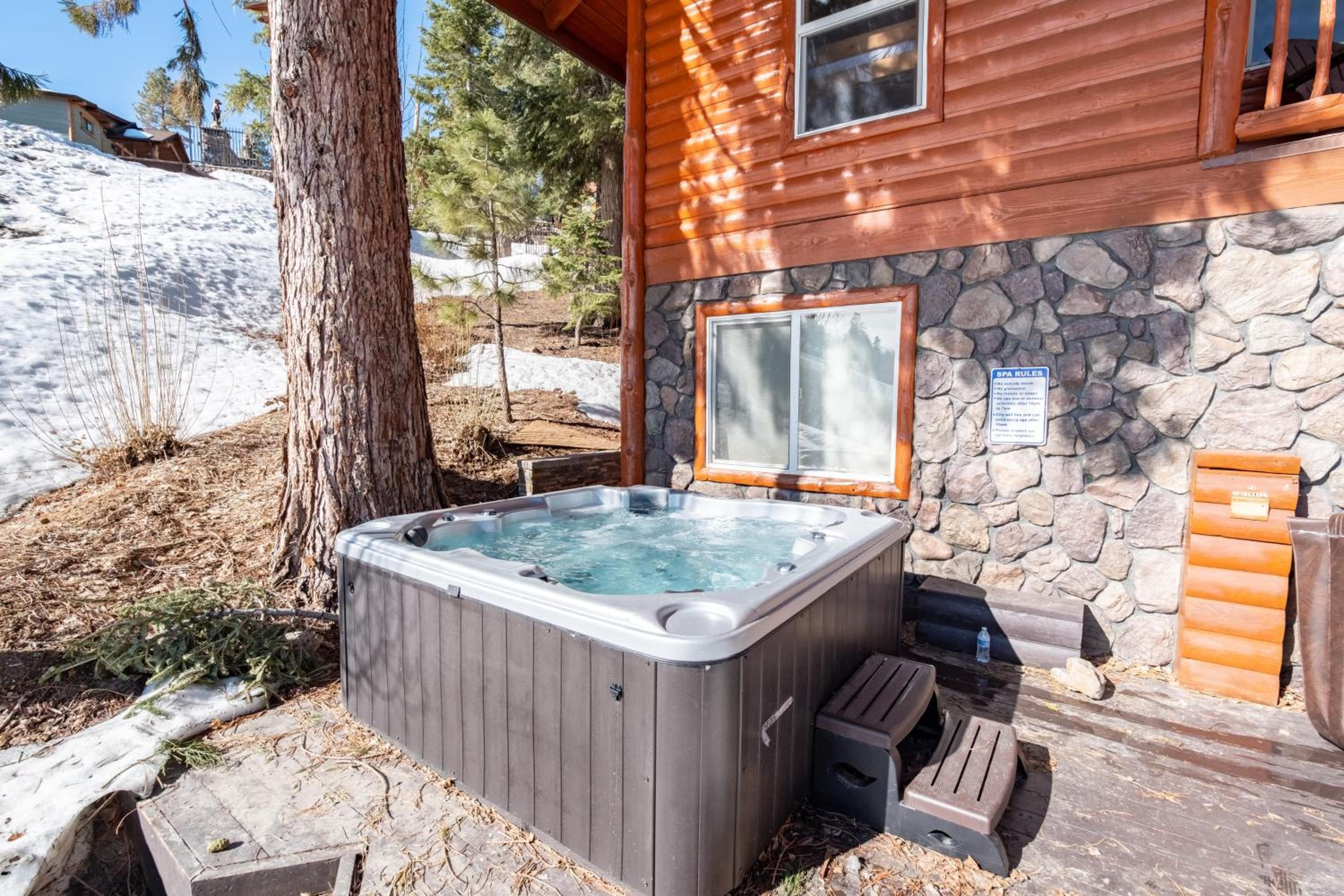 Gorgeous Ski In Ski Out Home w Game Room Hot Tub Clover by AvantStay