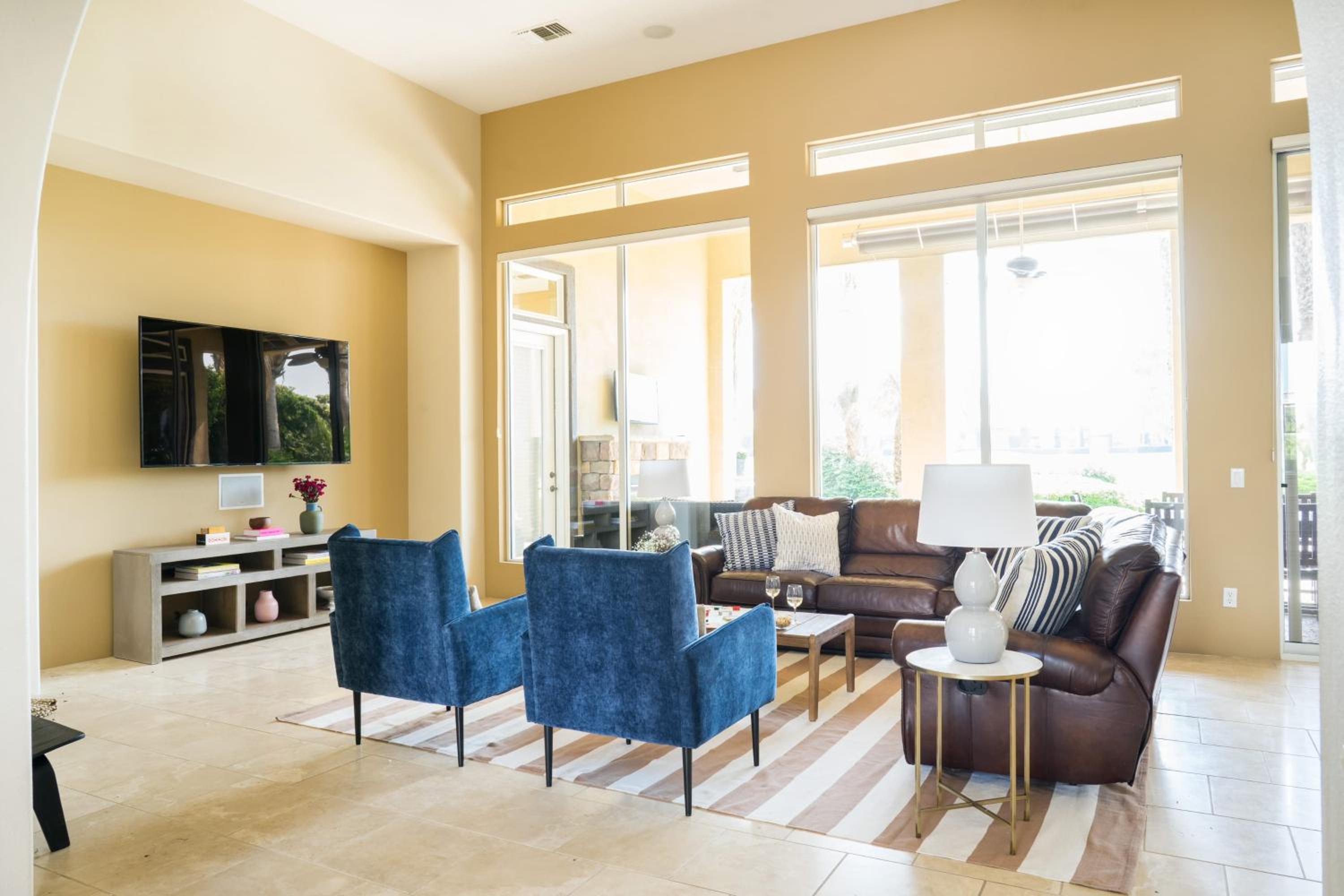 Spacious 5BR Desert Oasis: Pool Hot Tub Fire Pit PGA West Golf Course