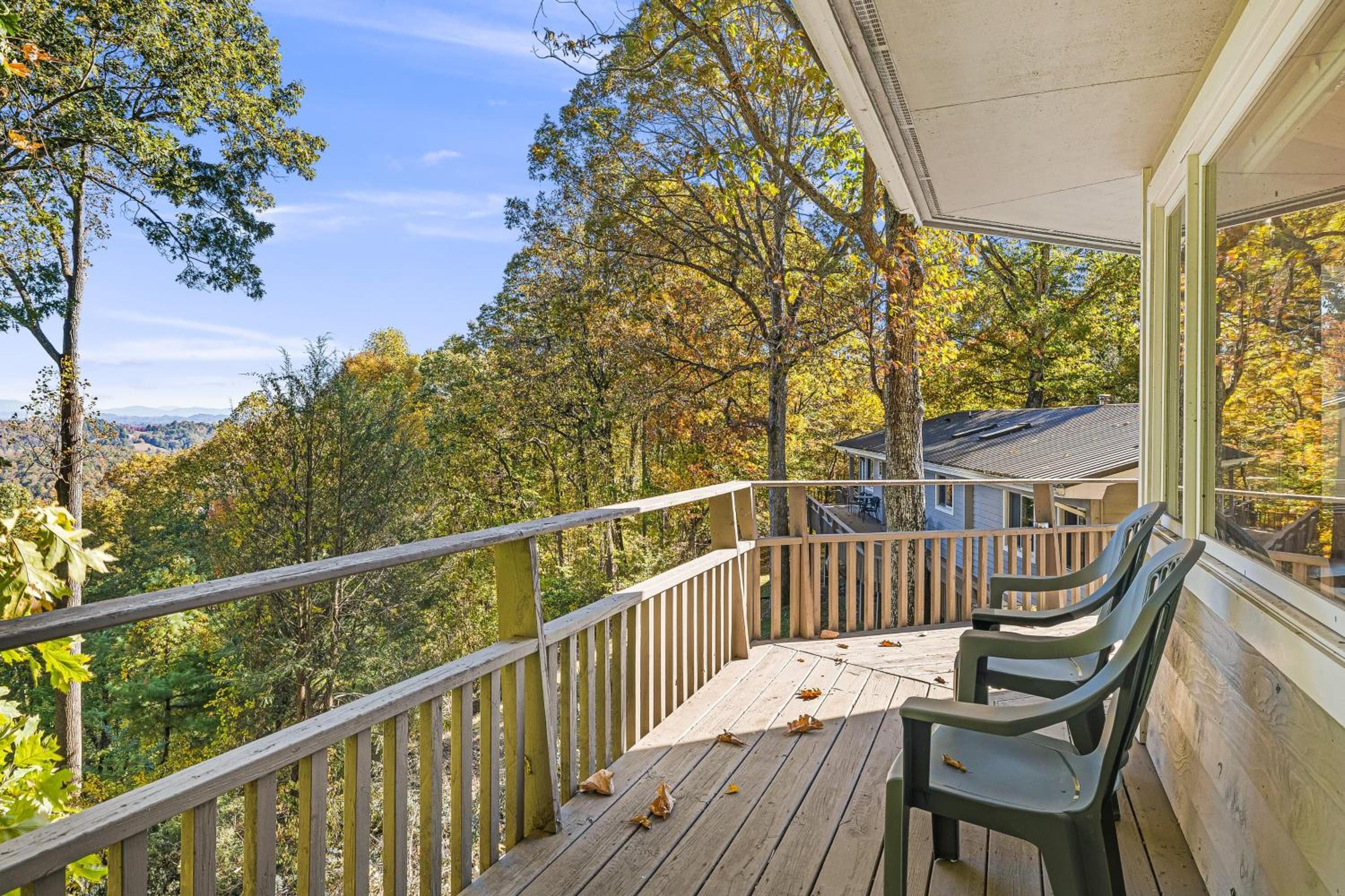 Cabin in the Sky by AvantStay Deck w Views