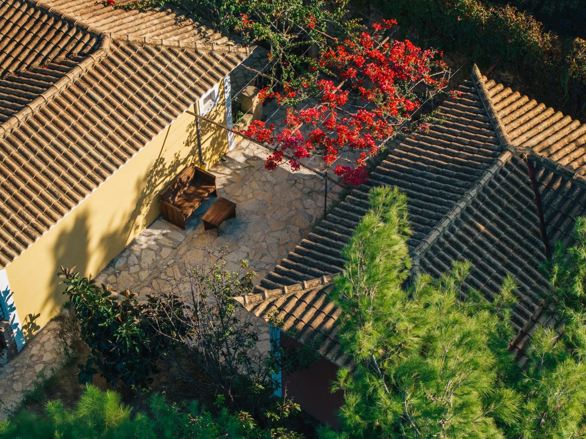 Ilyessa Cottages