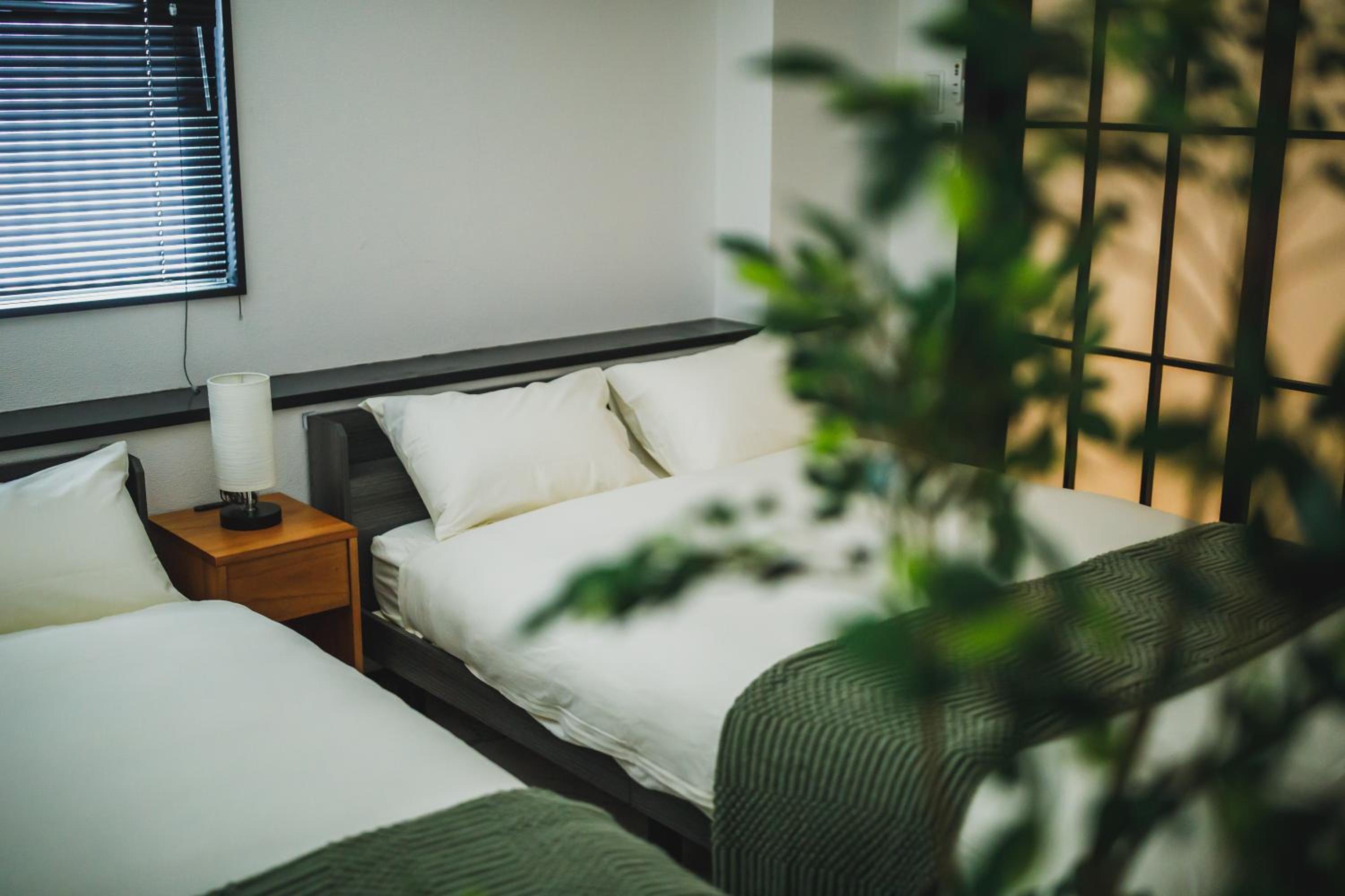 R Residence 天下茶屋 IV