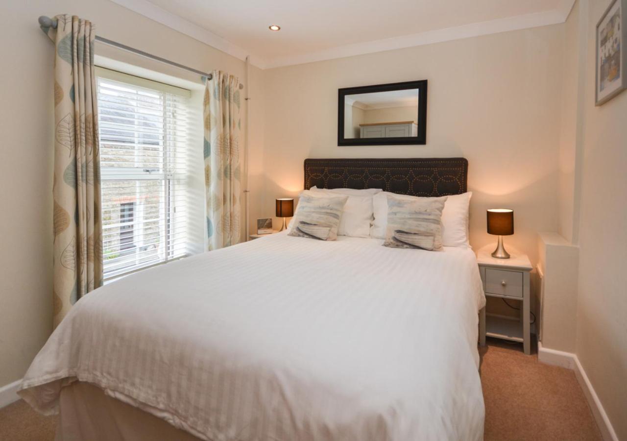 2 Bed in Edmonton oc-p00586